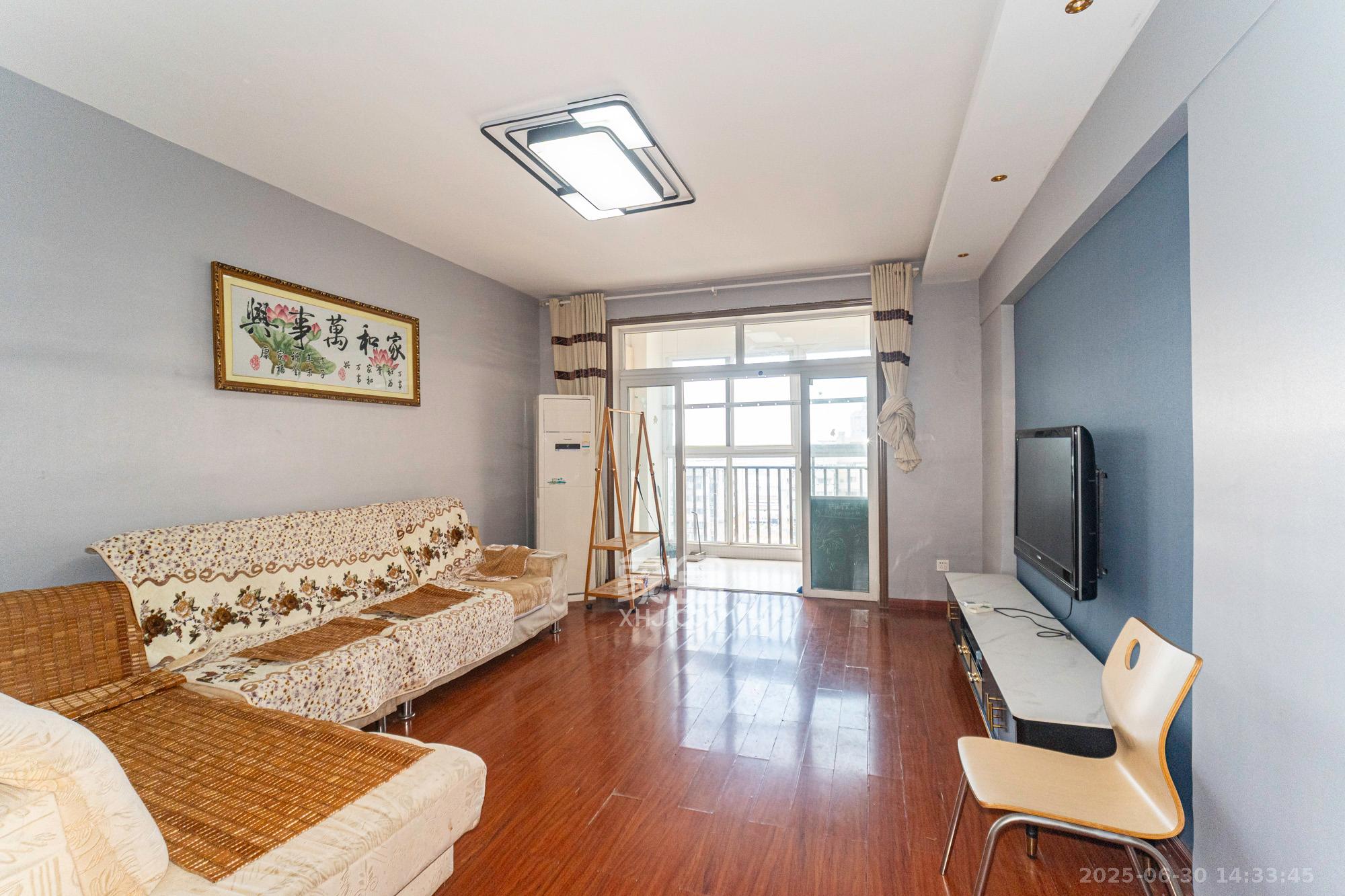 筑梦园 3室2厅2卫 63.8万 筑梦园 3室2厅2卫 63.8万客厅