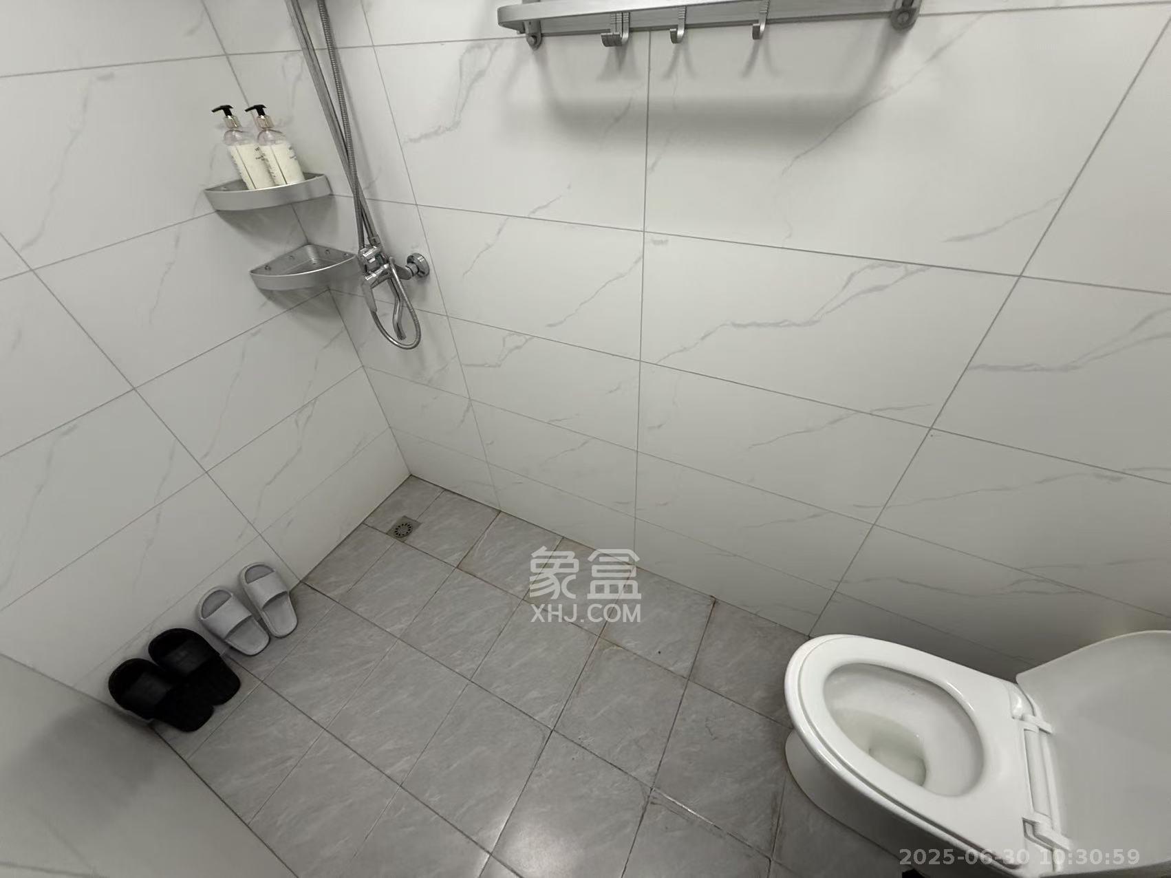 华润置地中心  1室1厅1卫   2200.00元/月室内图