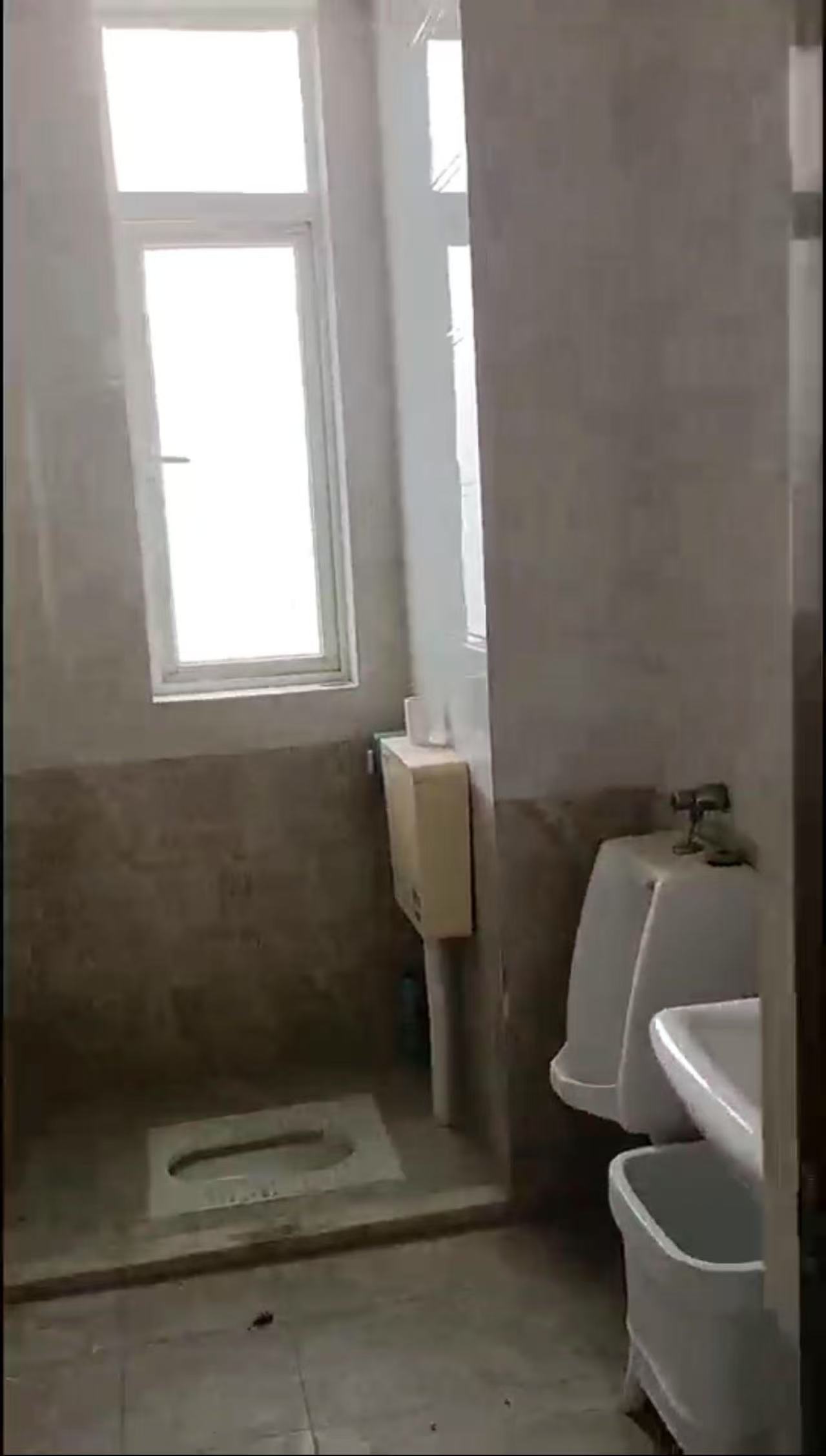 阳光西海岸三期南区(白云公寓(洋房区) 5室2厅2卫 9000.0元/月 阳光西海岸三期南区(白云公寓(洋房区) 5室2厅2卫 9000.0元/月室内图