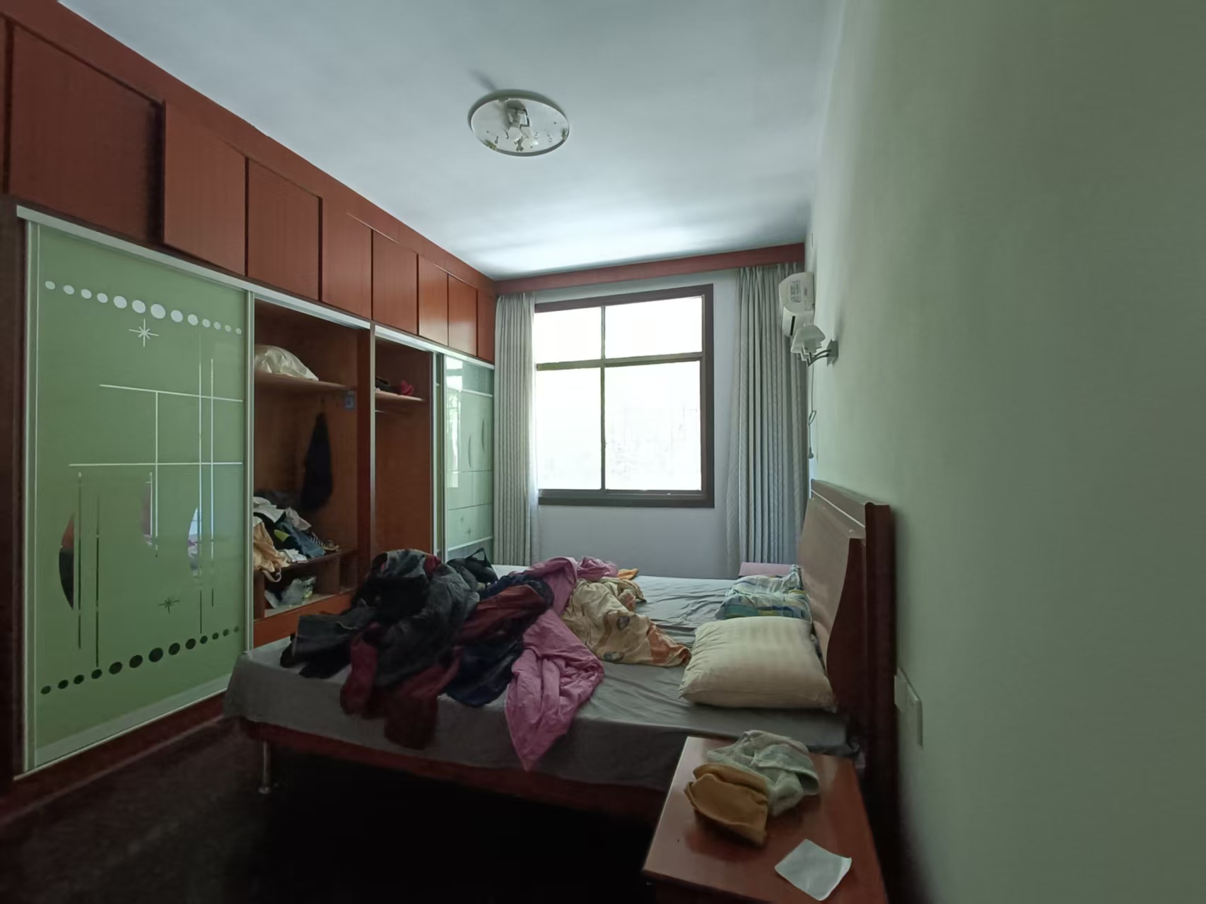 娄底一中教师新村 4室2厅2卫 65.8万 娄底一中教师新村 4室2厅2卫 65.8万客厅