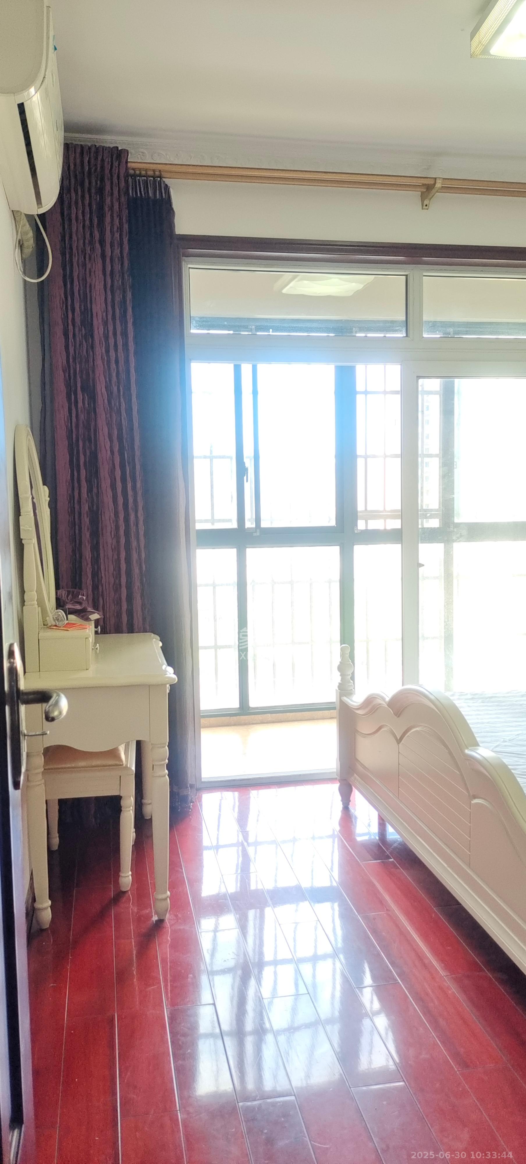 鑫科明珠 2室2厅1卫 2200.0元/月 鑫科明珠 2室2厅1卫 2200.0元/月室内图