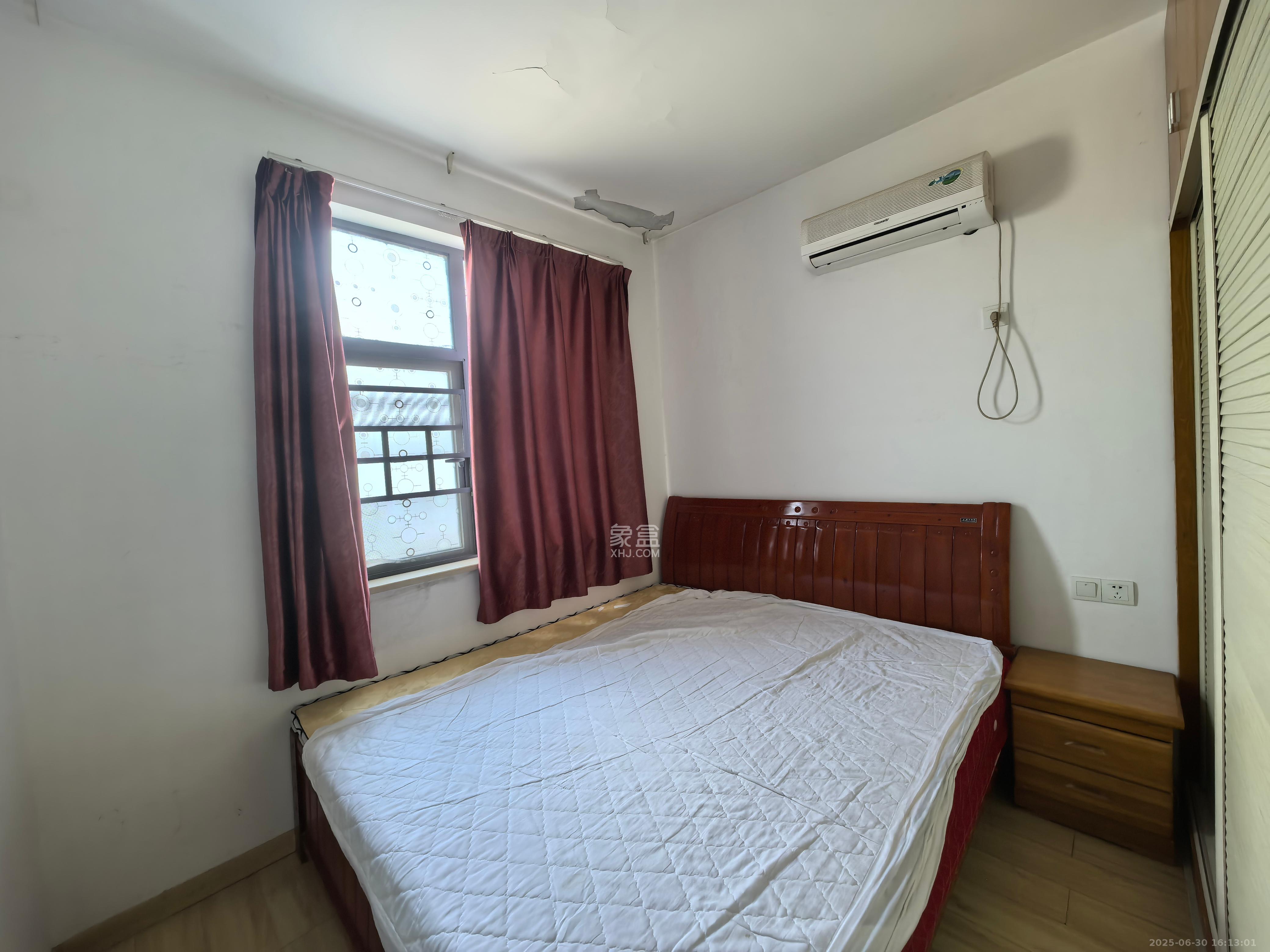 极目楚天  3室2厅1卫    2400.0元/月室内图