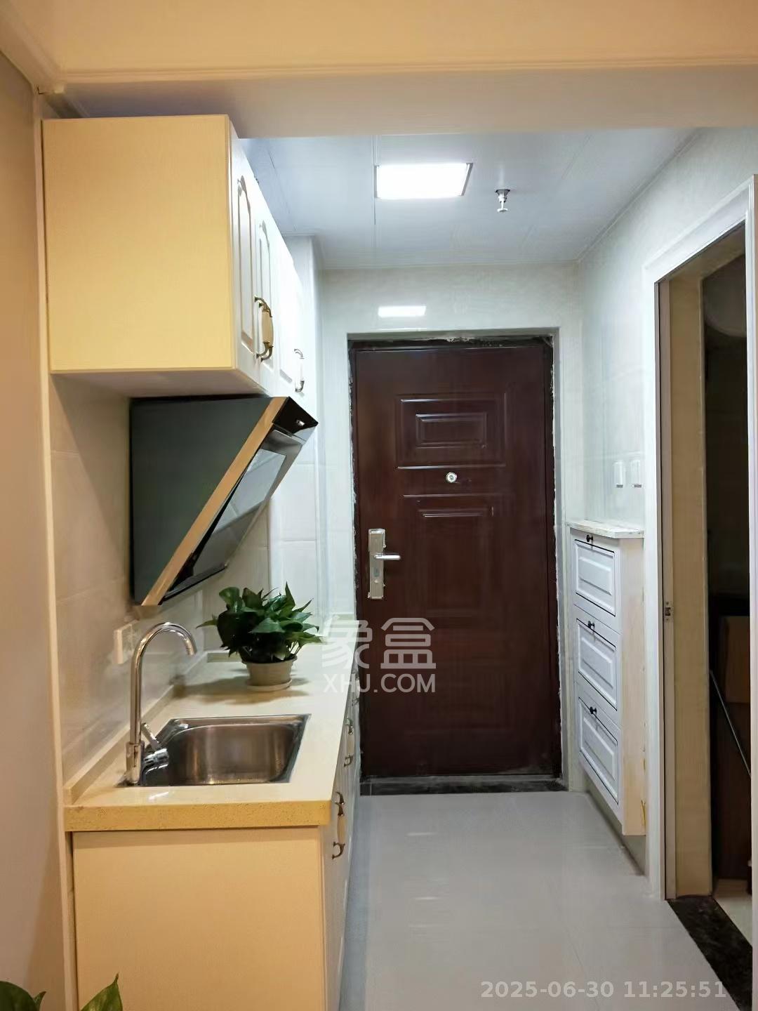 MOMA当代广场  1室1厅1卫    1080.0元/月 MOMA当代广场  1室1厅1卫    1080.0元/月室内图