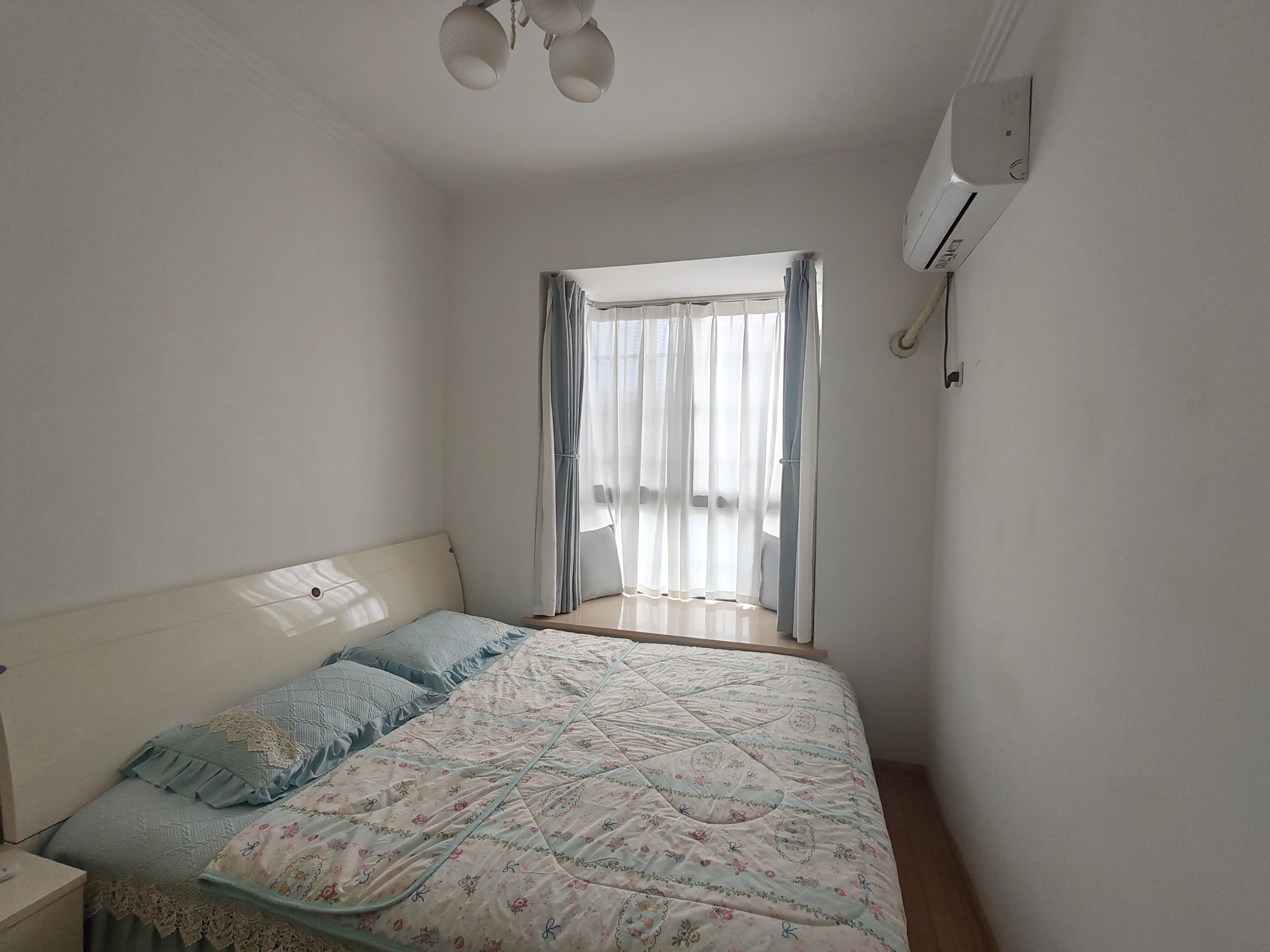 时代华府  4室2厅2卫    65.8万 时代华府  4室2厅2卫    65.8万室内图