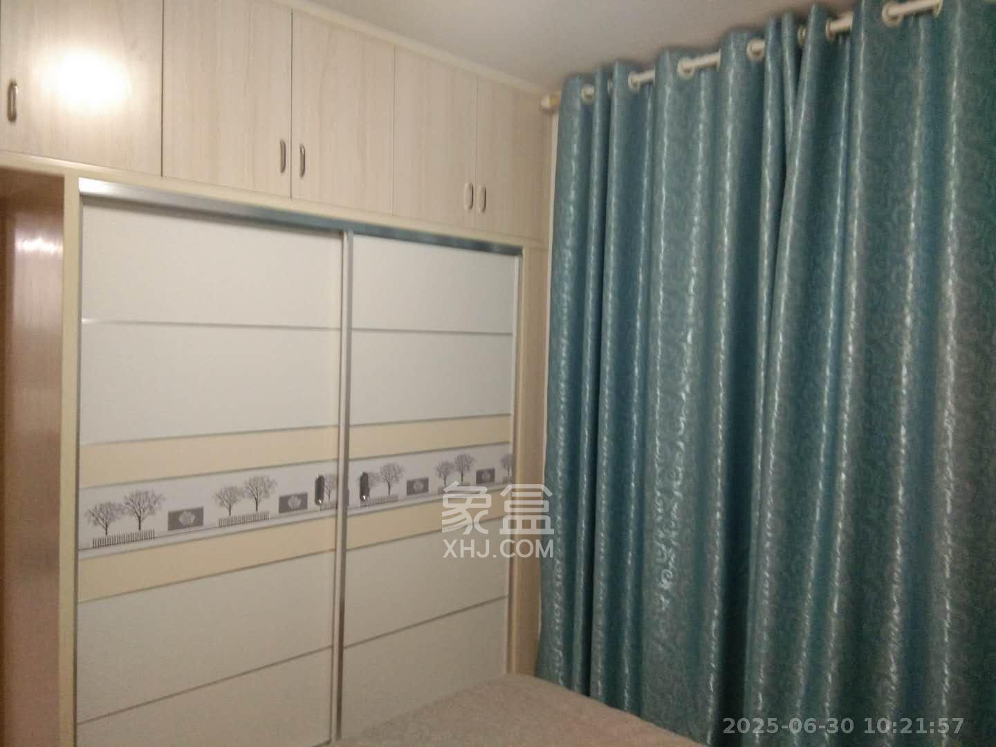 长房西郡  2室2厅1卫   2000.00元/月室内图