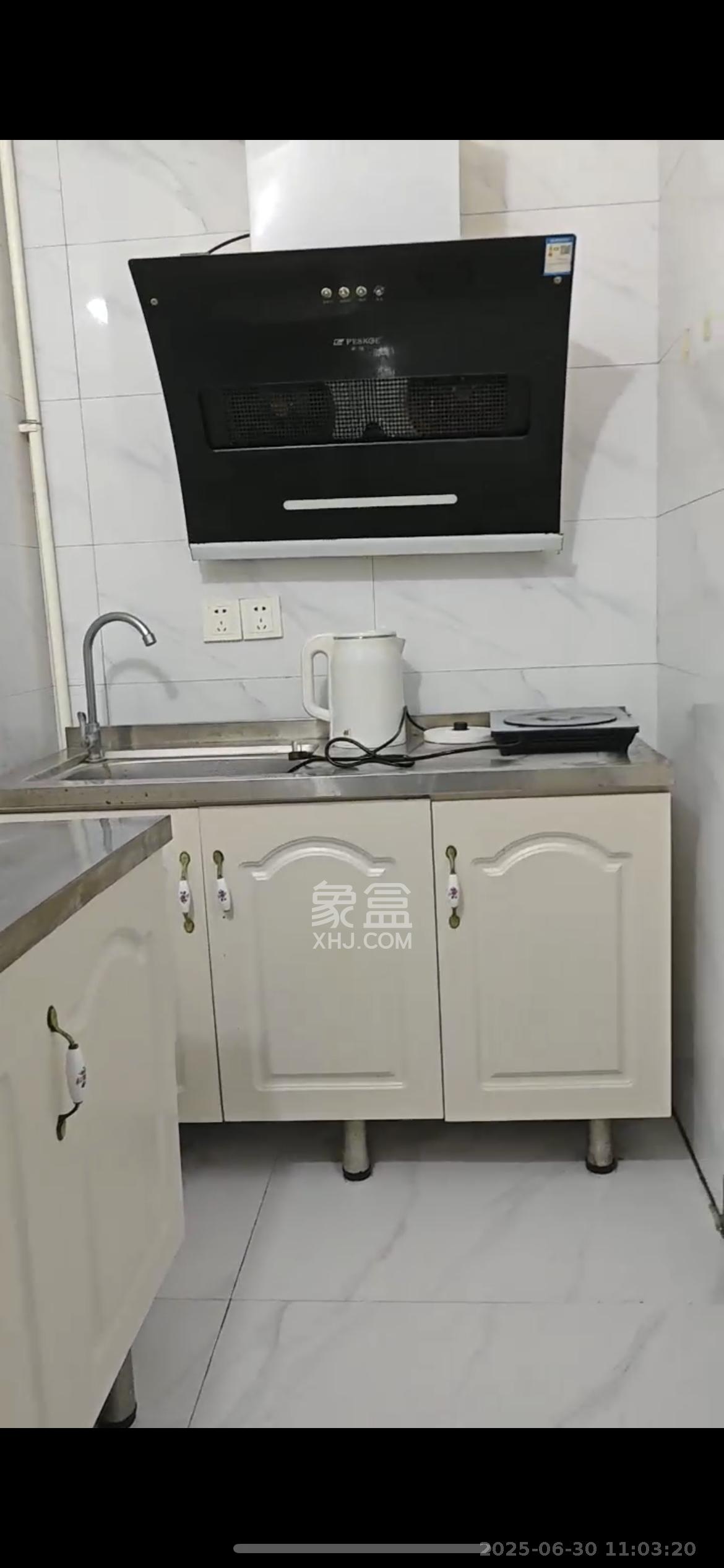 泊林晶城  3室2厅1卫   1300.00元/月室内图