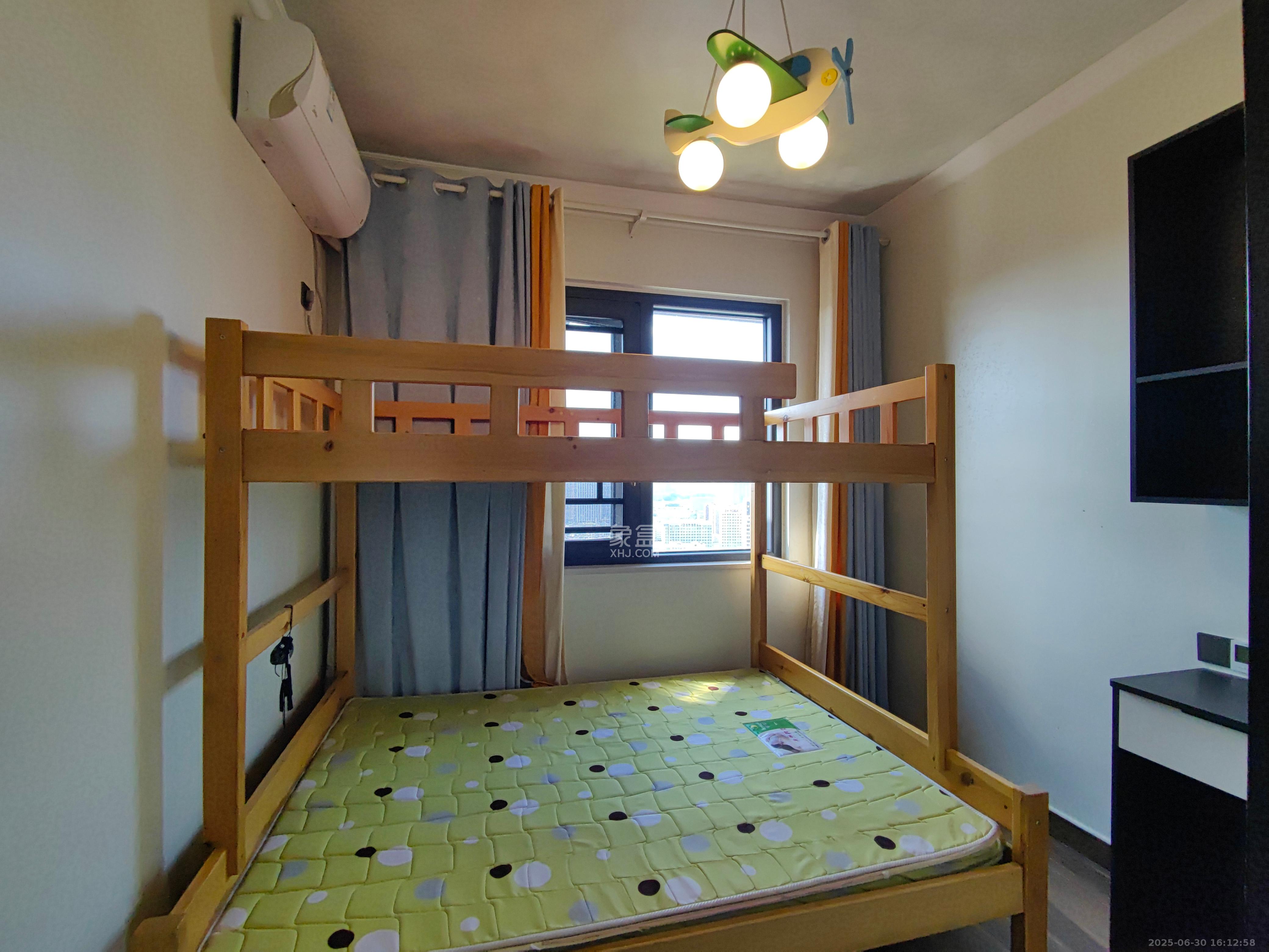 中建梅溪湖中心  4室2厅2卫   4700.00元/月室内图