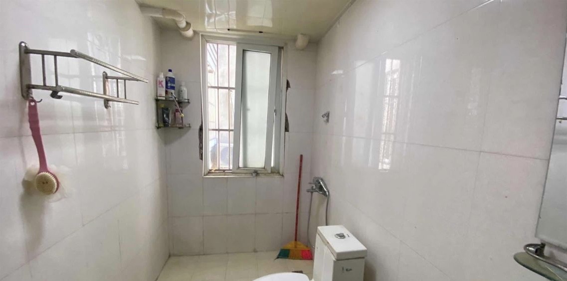 椰城花园 3室2厅1卫 172.0万 椰城花园 3室2厅1卫 172.0万客厅