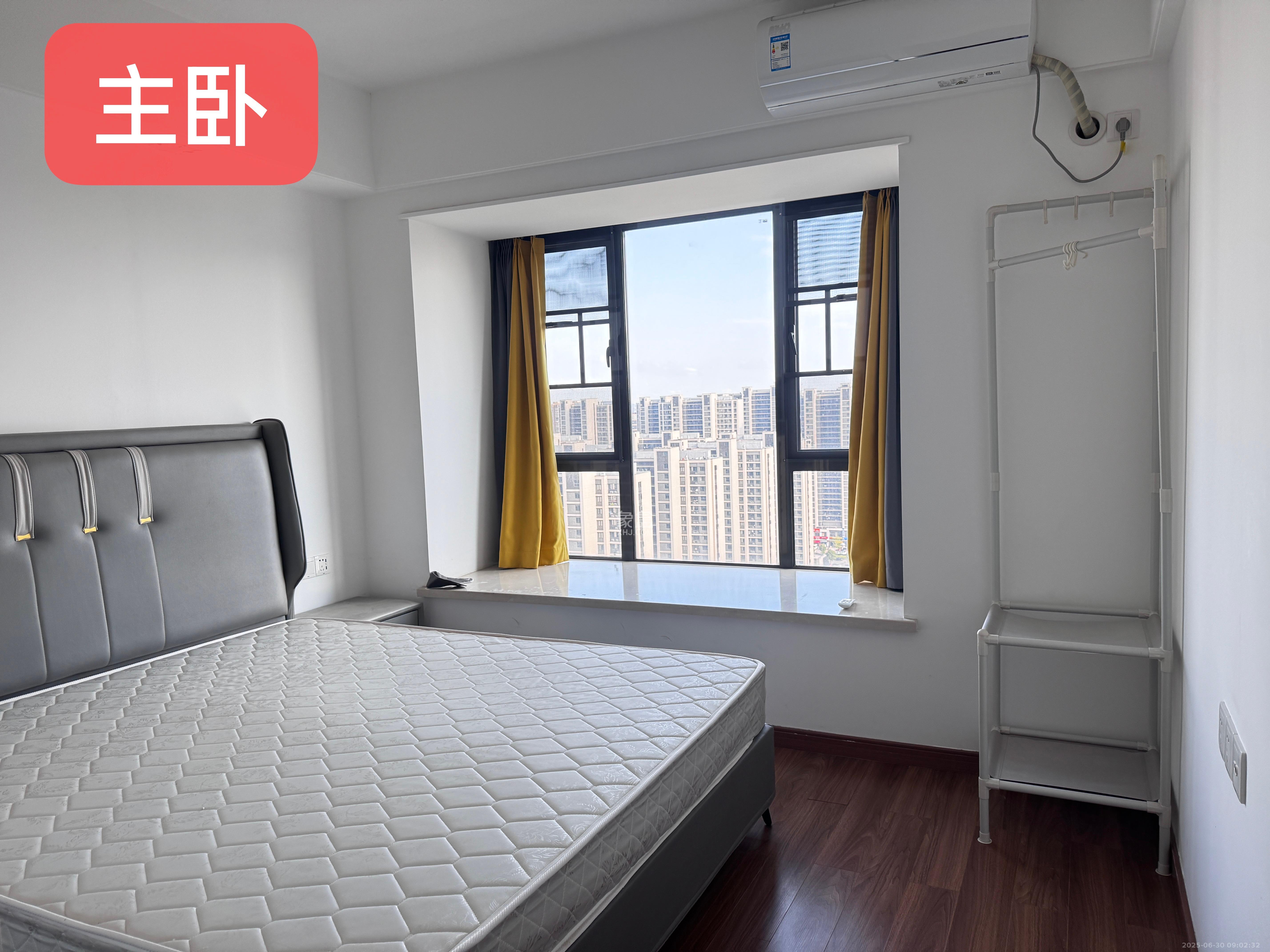 深业鹭栖府  3室2厅2卫   3500.00元/月室内图