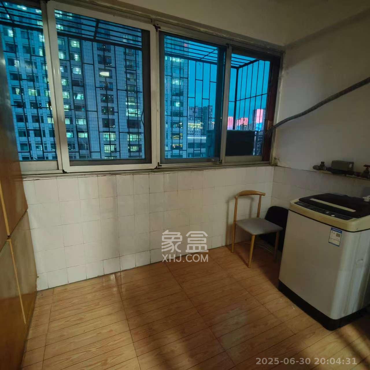 长沙师范教职工宿舍  2室2厅1卫   1500.00元/月室内图