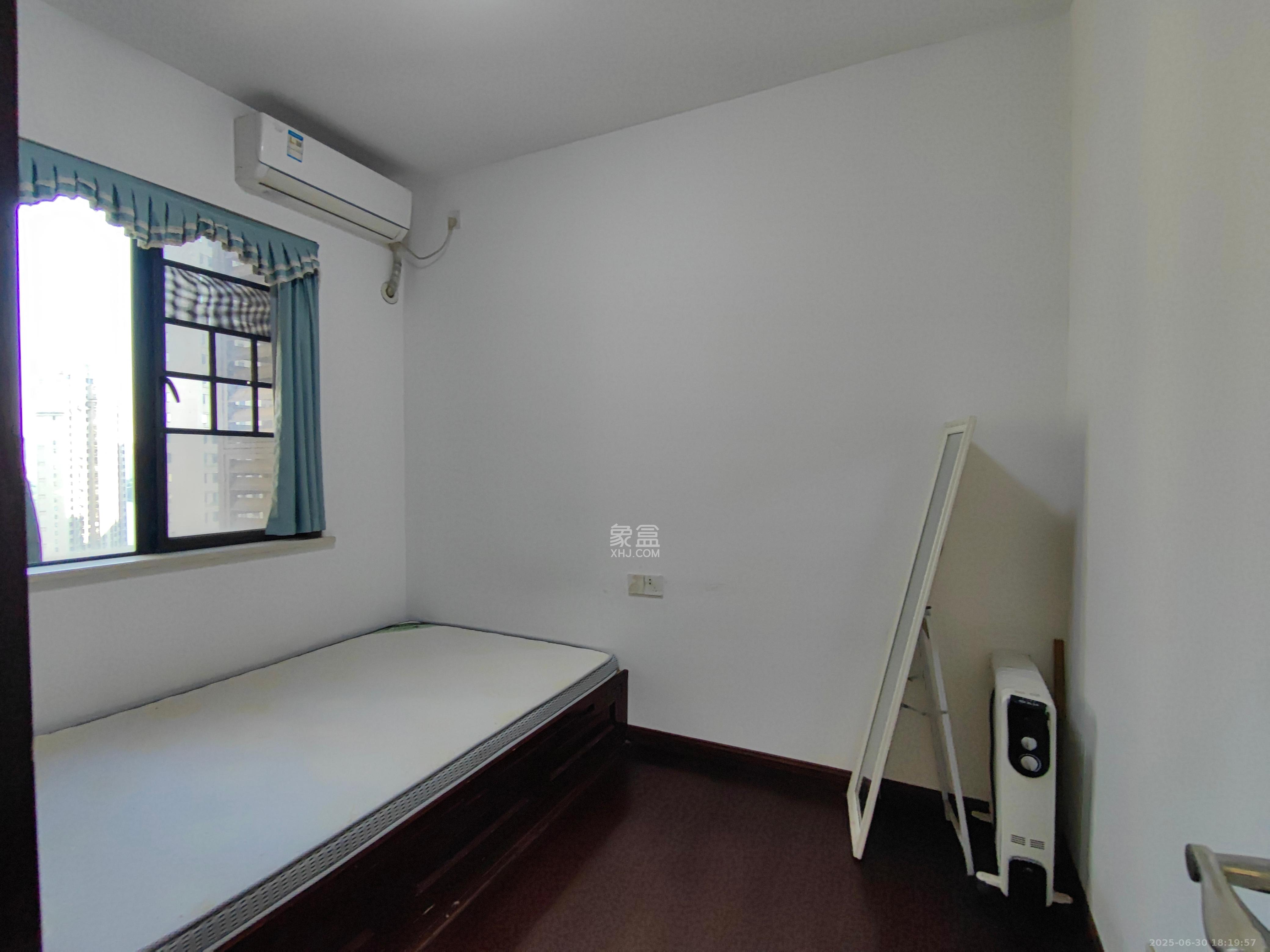 中建梅溪湖中心  3室2厅1卫   2800.00元/月室内图