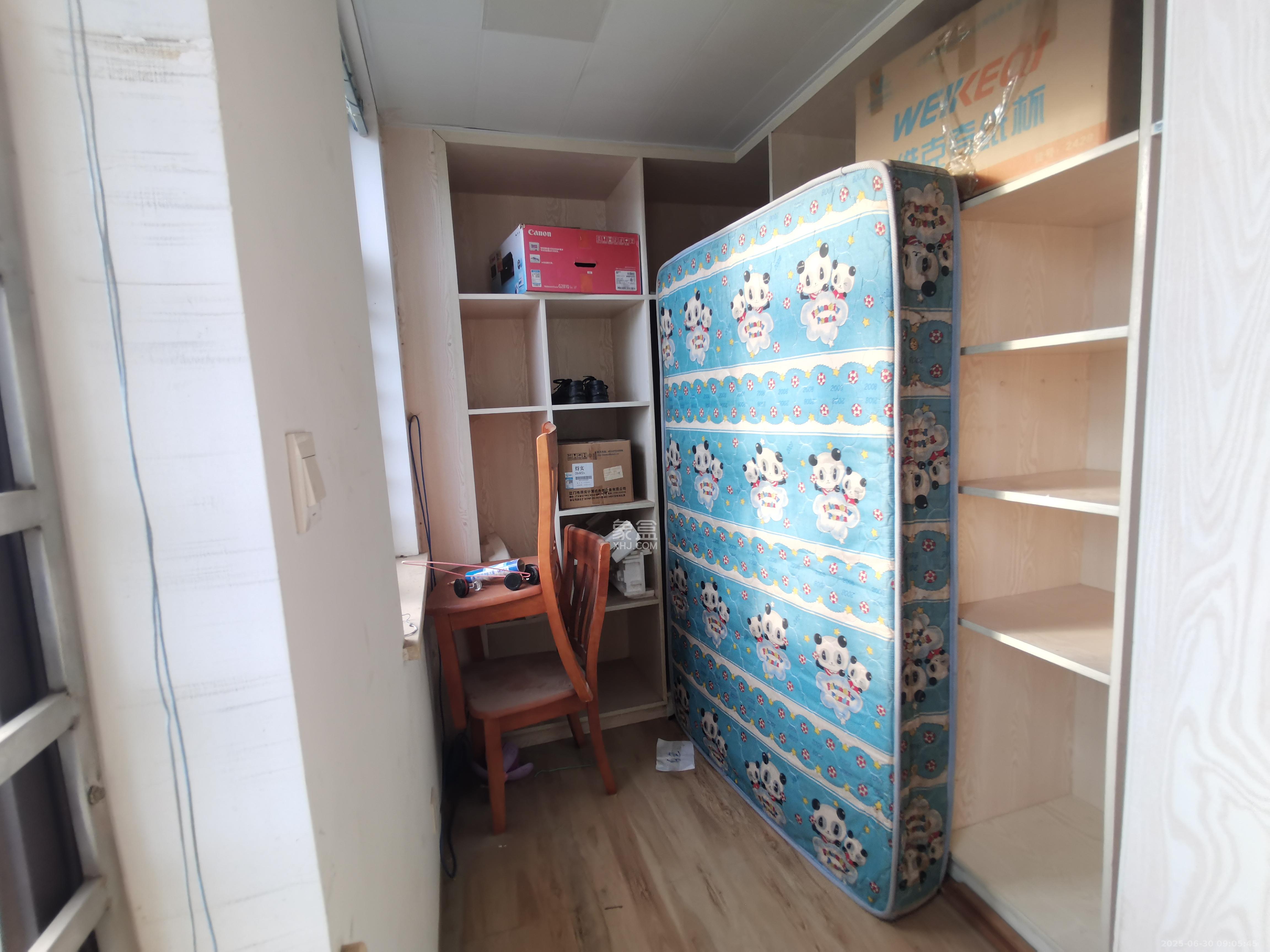 天下一家  3室2厅1卫    2600.0元/月 天下一家  3室2厅1卫    2600.0元/月室内图