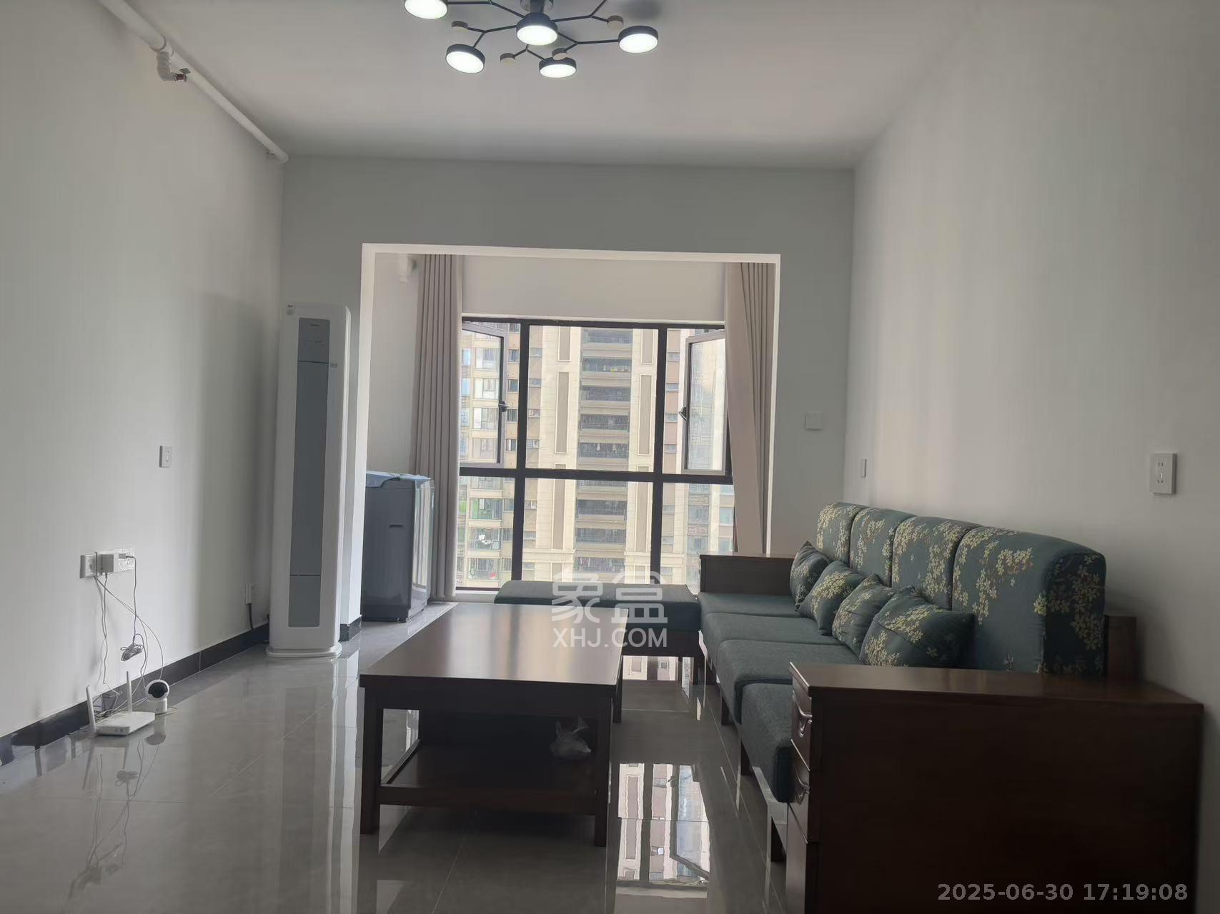 阳光城尚东湾愉景苑  3室2厅1卫    2600.0元/月室内图