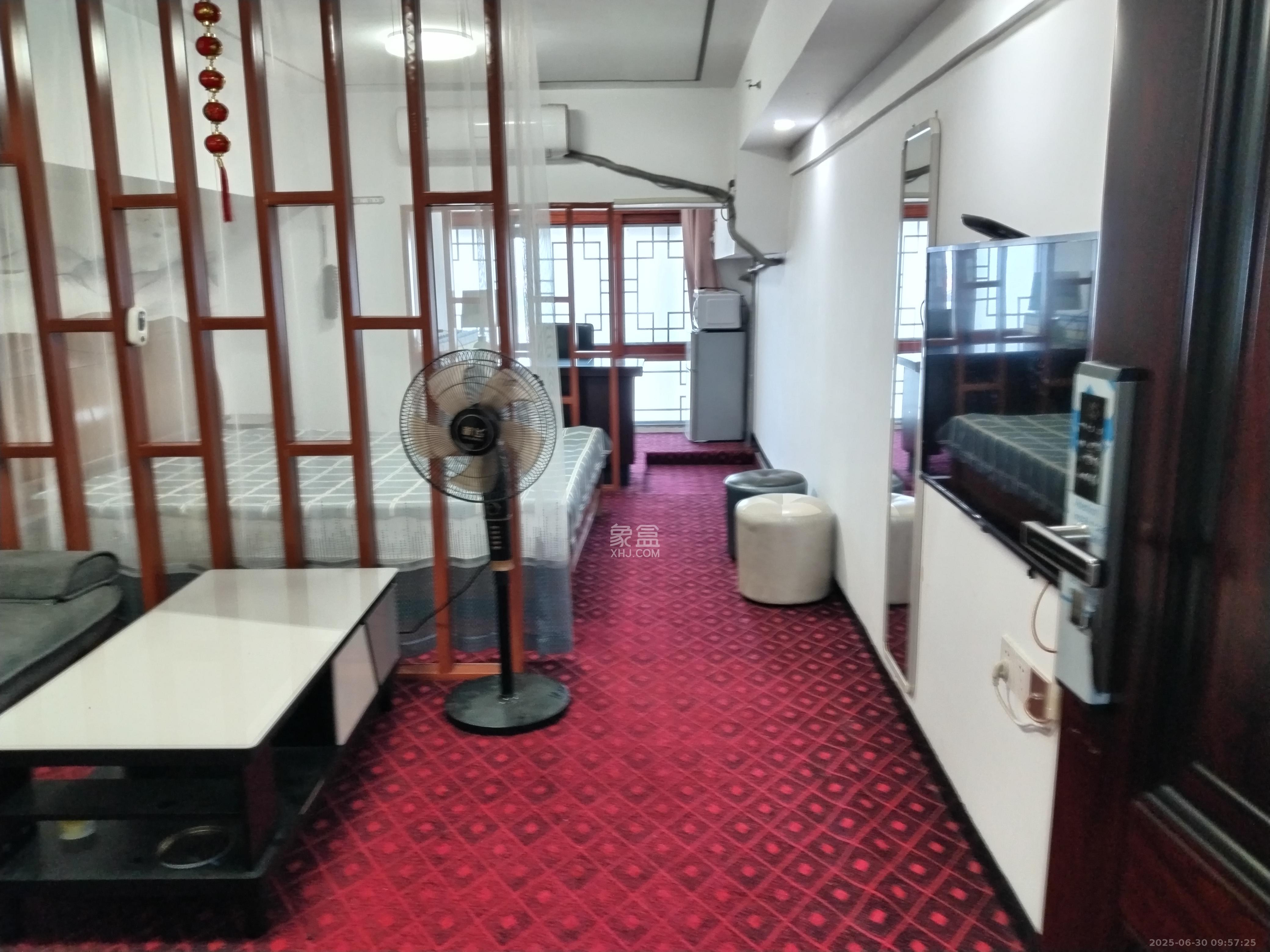 湘潭中心  1室1厅1卫   1100.00元/月室内图