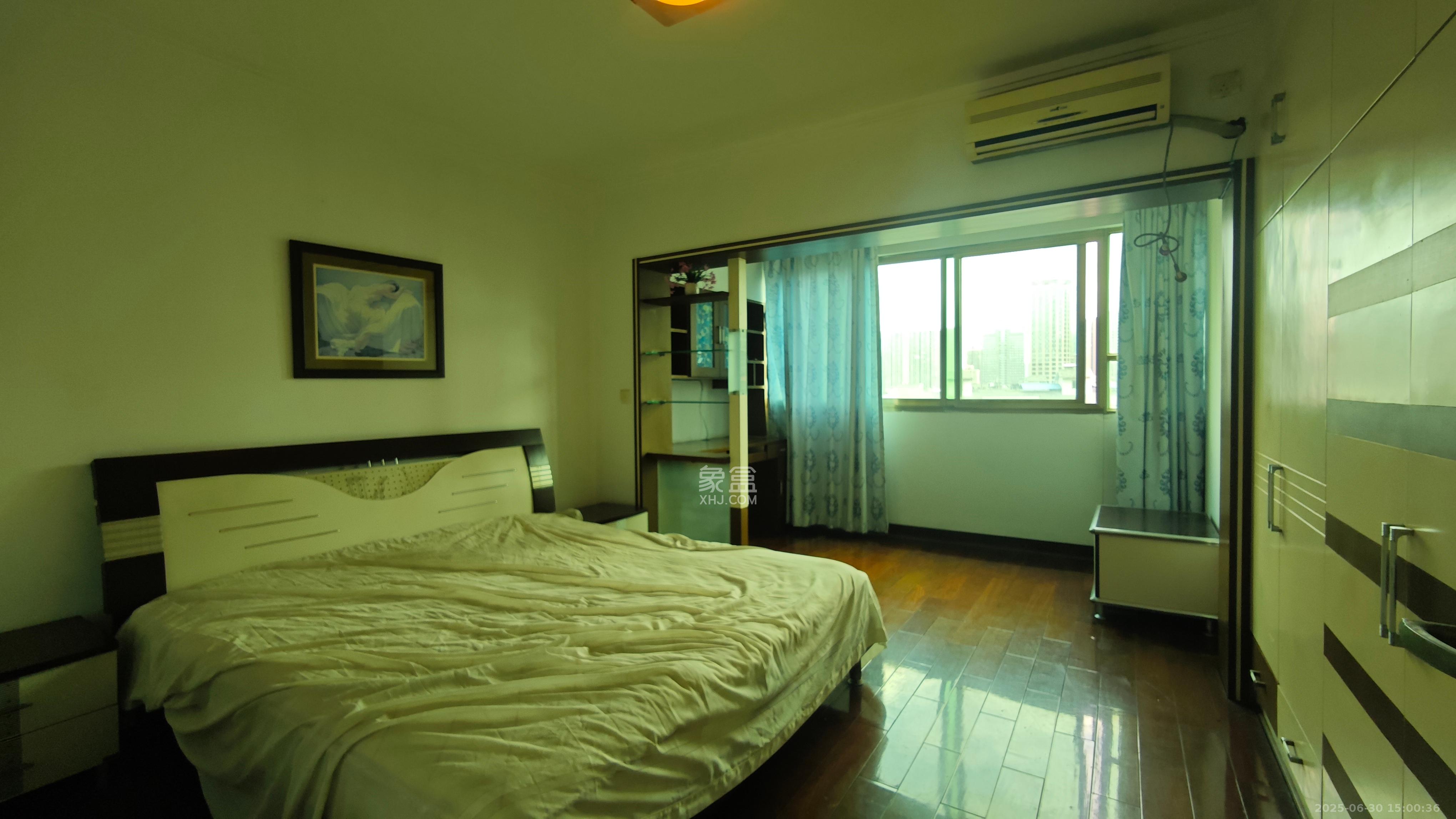 市一医院宿舍 2室2厅2卫 2500.0元/月 市一医院宿舍 2室2厅2卫 2500.0元/月室内图