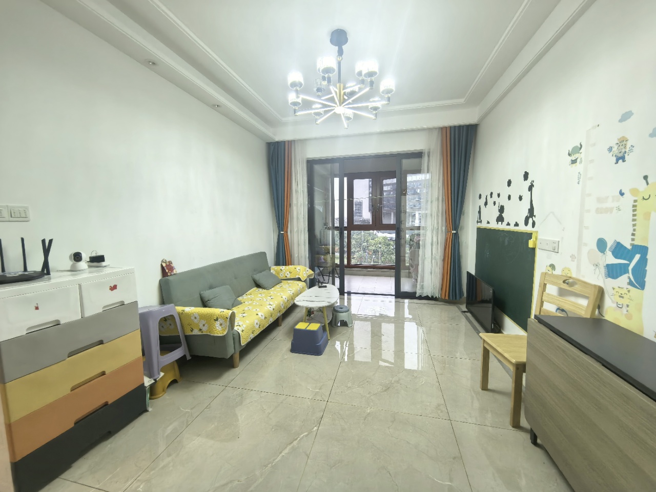 伊泰天骄三期 2室2厅1卫 105.0万 伊泰天骄三期 2室2厅1卫 105.0万室内图