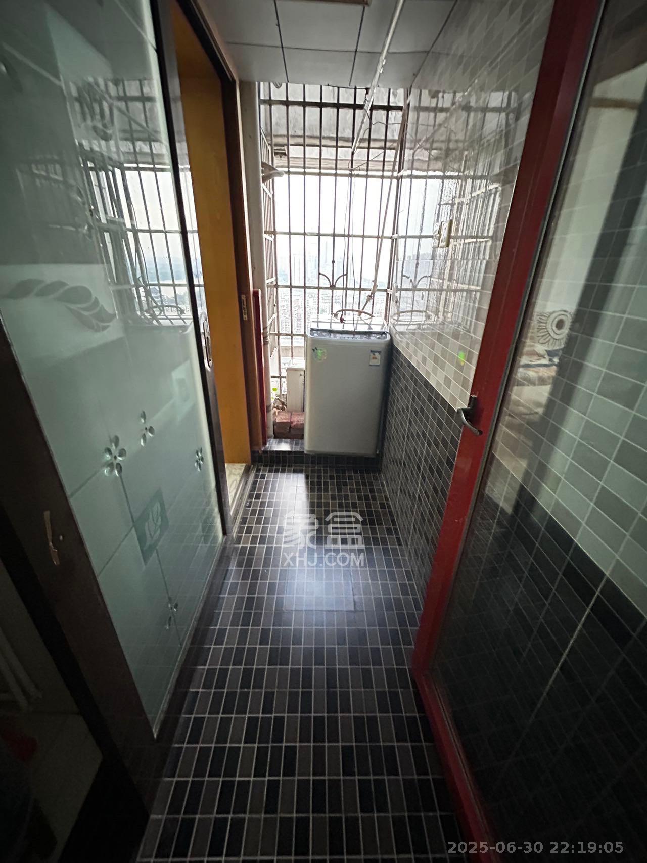 青和上座（上味舫大厦）  1室1厅1卫   2380.00元/月室内图