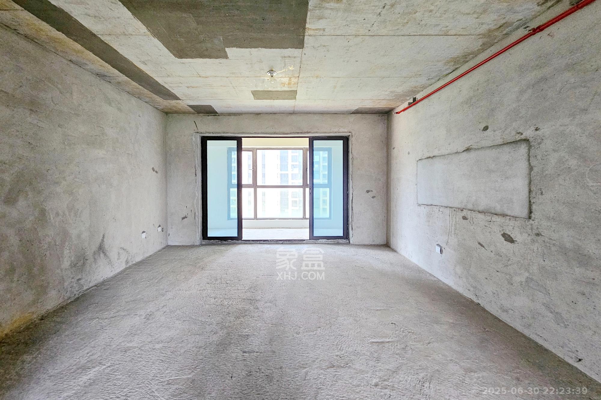 明昇壹城(明昇时代广场)二期 4室2厅3卫 210.0万 明昇壹城(明昇时代广场)二期 4室2厅3卫 210.0万客厅