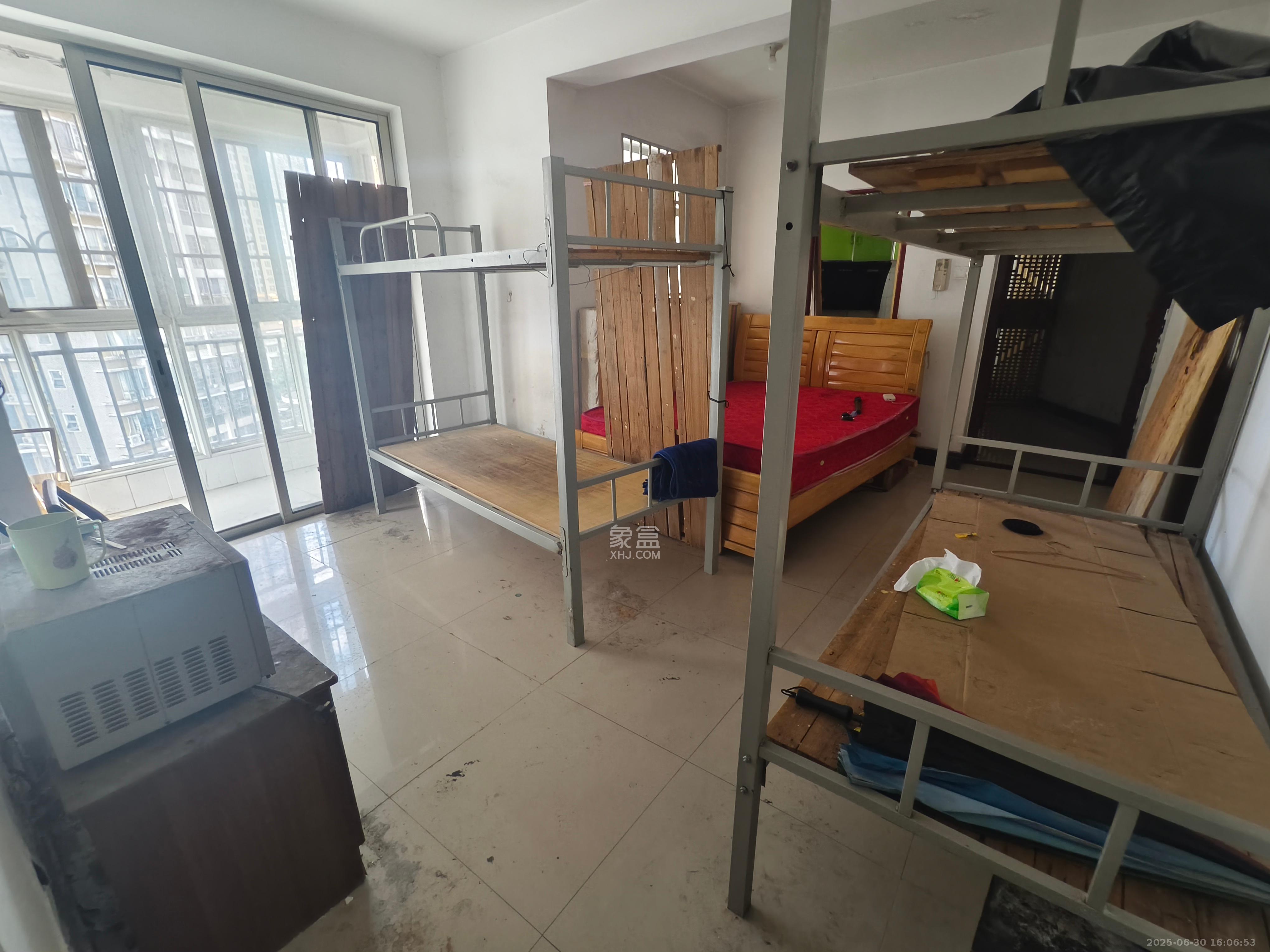 凯通国际城(凯通朝庭) 3室1厅1卫 2000.0元/月 凯通国际城(凯通朝庭) 3室1厅1卫 2000.0元/月室内图