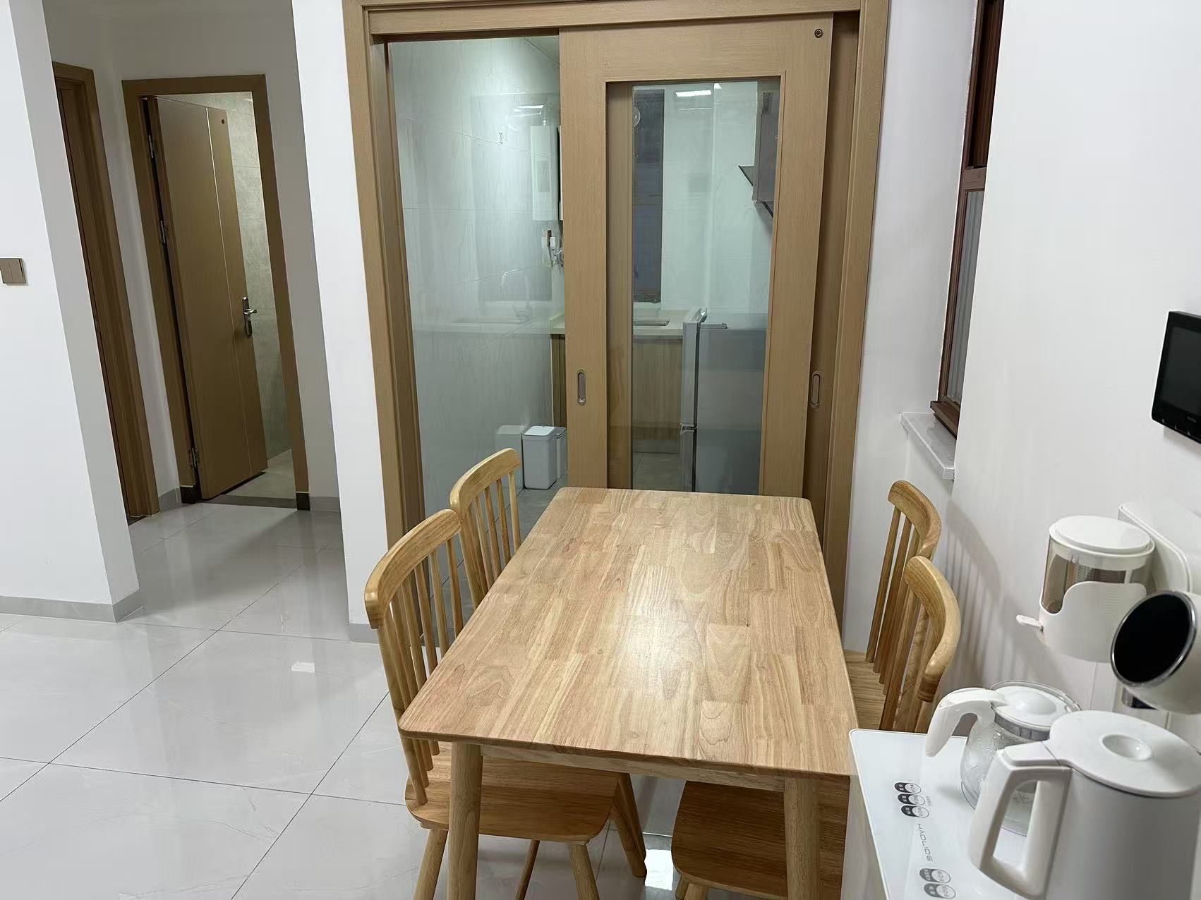 国贸城市花园 1室1厅1卫 2600.0元/月 国贸城市花园 1室1厅1卫 2600.0元/月室内图