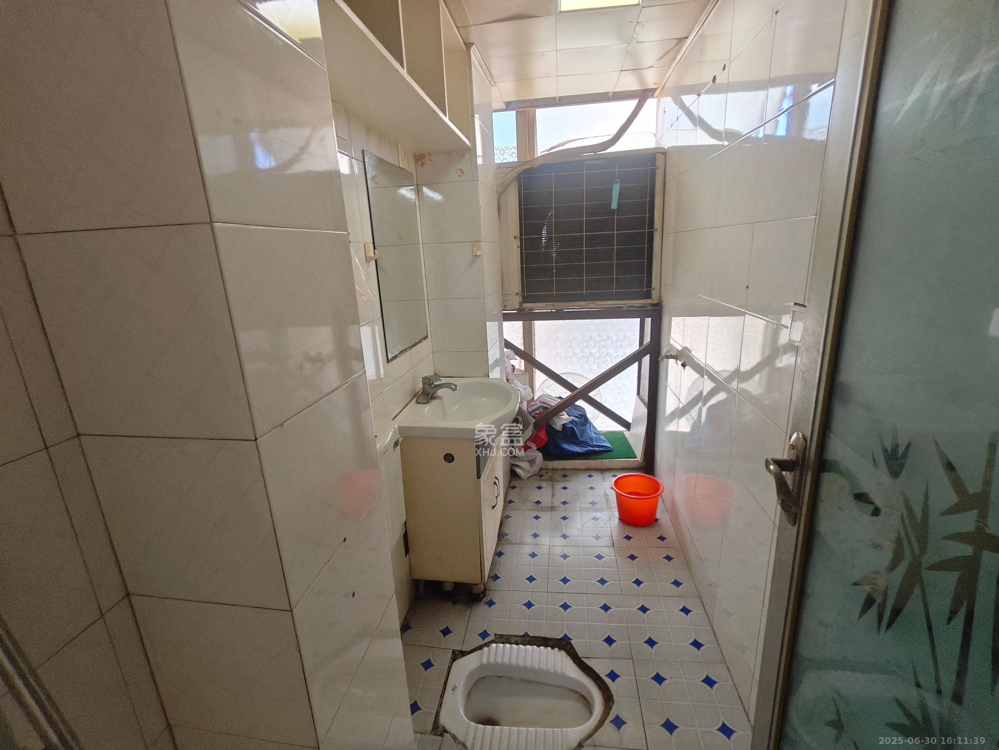 东一国际 1室1厅1卫 1800.0元/月 东一国际 1室1厅1卫 1800.0元/月室内图