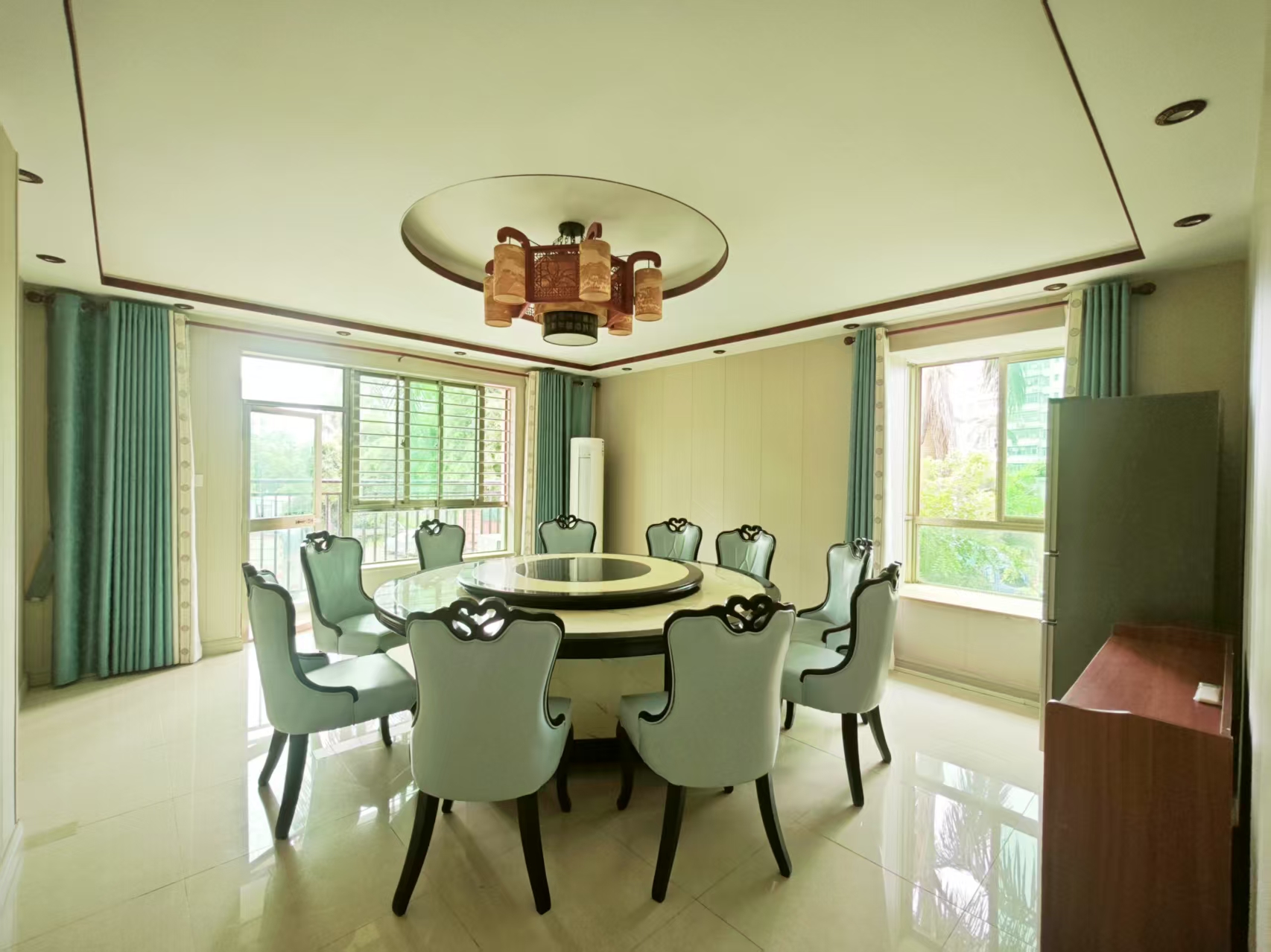 河琴湾温泉别墅 9室3厅4卫 20000.0元/月 河琴湾温泉别墅 9室3厅4卫 20000.0元/月室内图