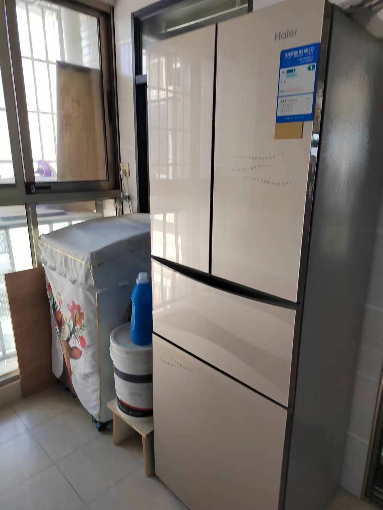 熙城春天  3室2厅1卫    1666.0元/月室内图