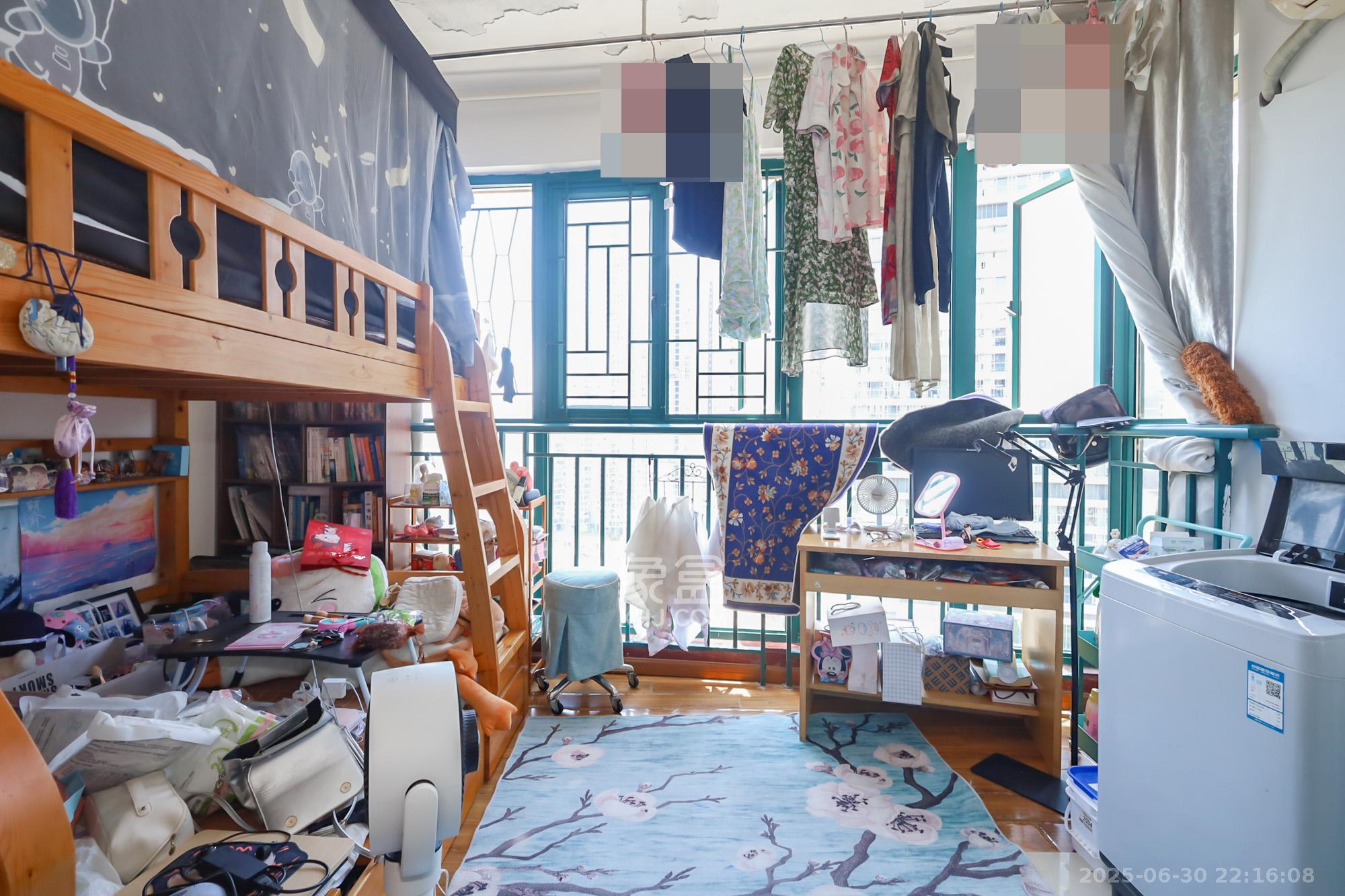 滨江金座 2室2厅1卫 85.0万 滨江金座 2室2厅1卫 85.0万阳台