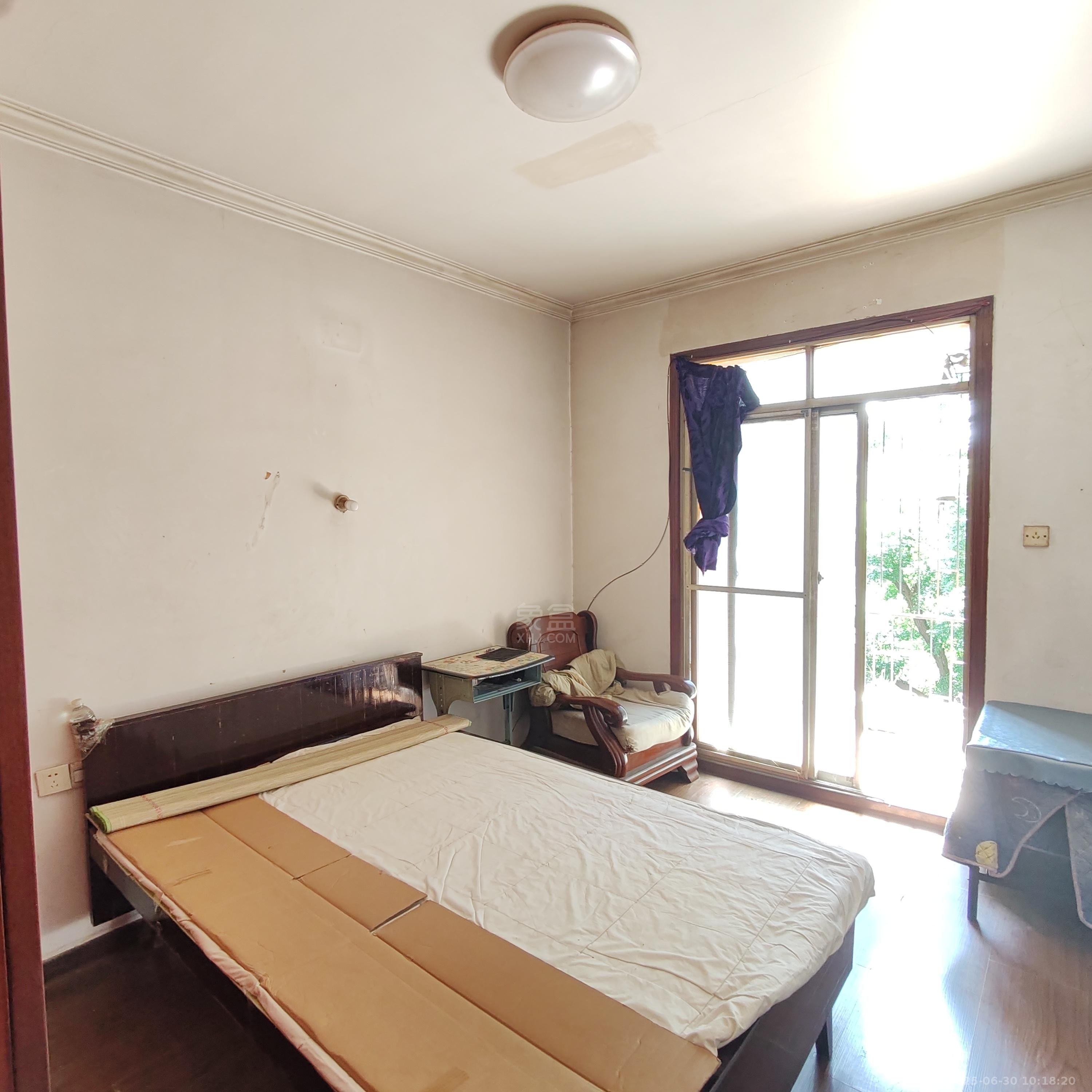 杉木塘工商银行宿舍 2室1厅1卫 700.0元/月 杉木塘工商银行宿舍 2室1厅1卫 700.0元/月室内图