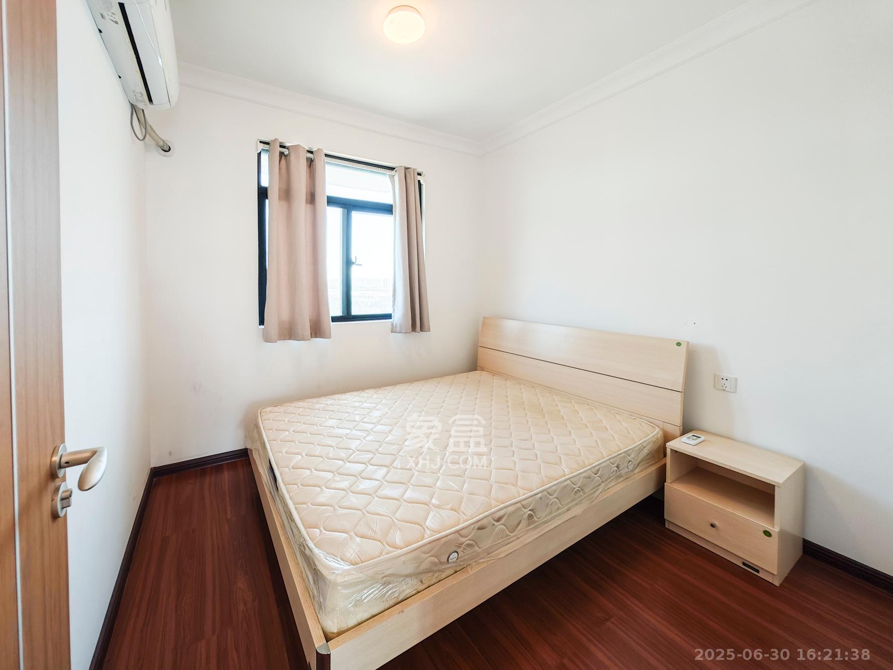 幸福考拉789  3室2厅2卫    78.8万卧室