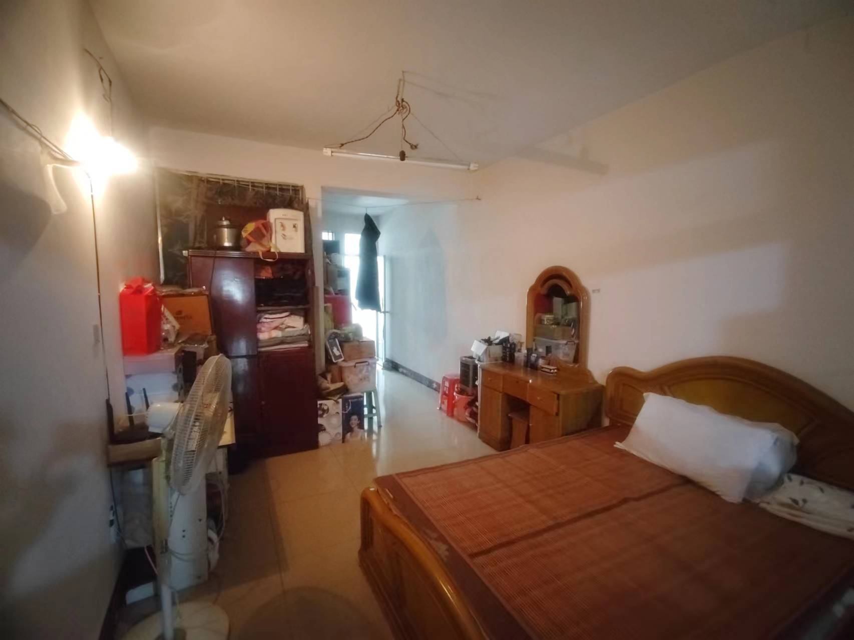 育财农贸市场(民营市场) 1室0厅0卫 800.0元/月 育财农贸市场(民营市场) 1室0厅0卫 800.0元/月室内图