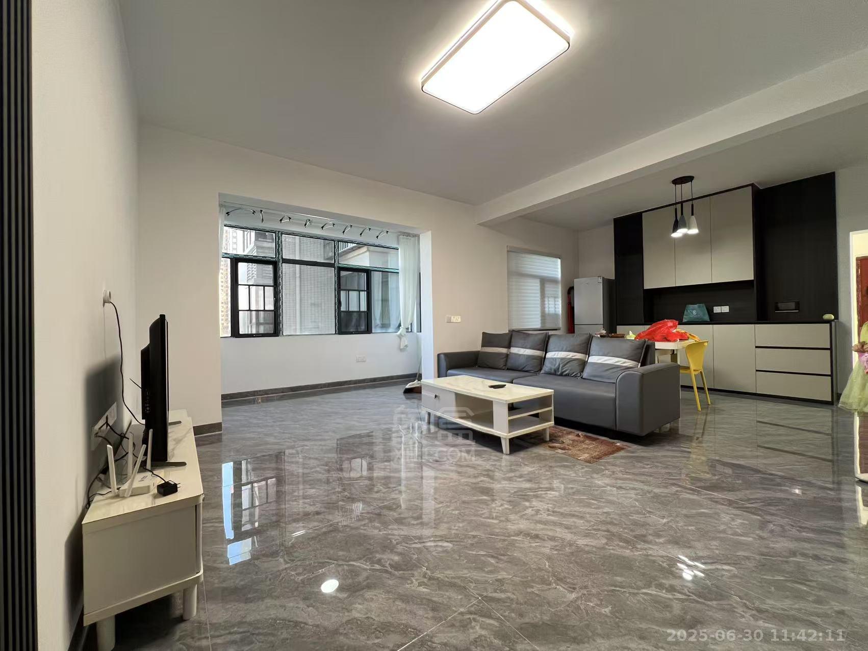 型格建宁翰府 3室2厅2卫 1800.0元/月 型格建宁翰府 3室2厅2卫 1800.0元/月室内图