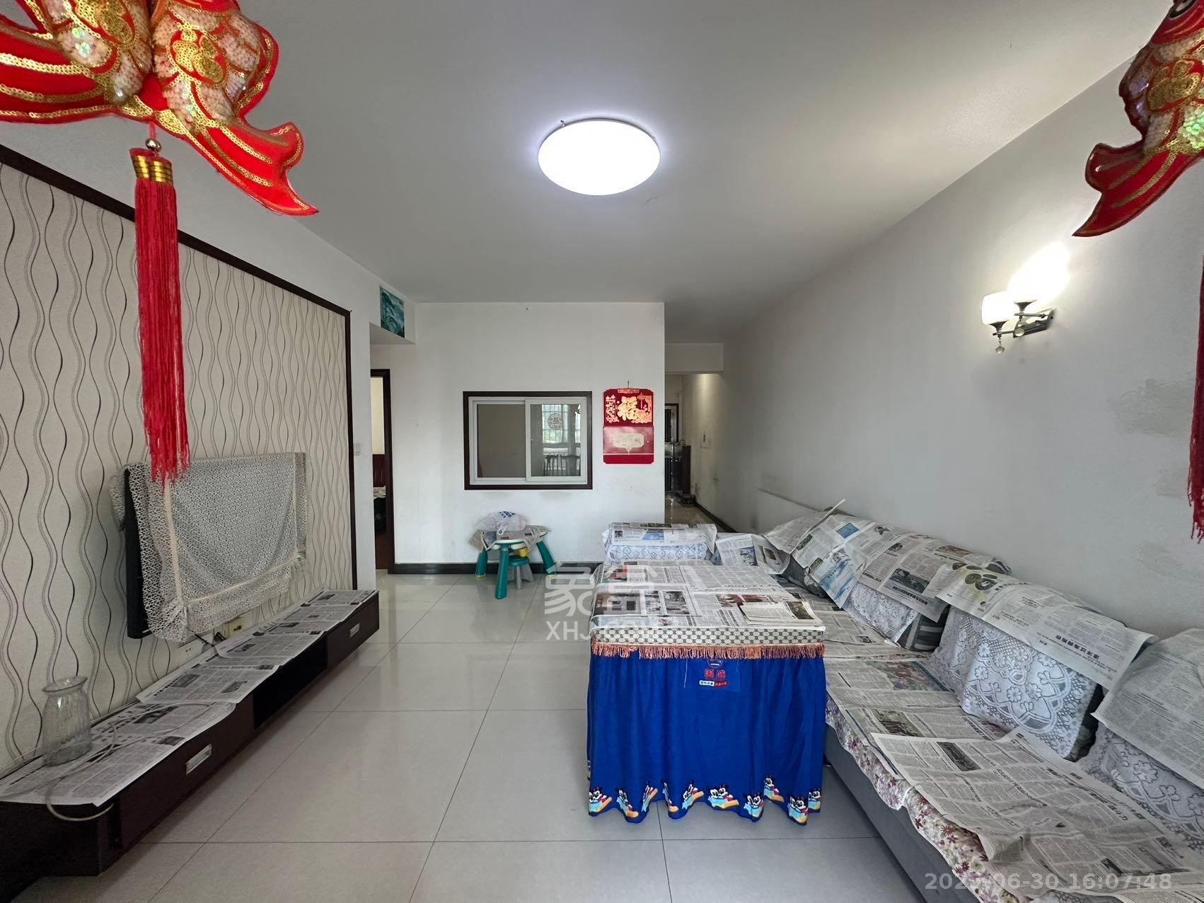 兰亭峰景  1室2厅1卫   2400.00元/月室内图
