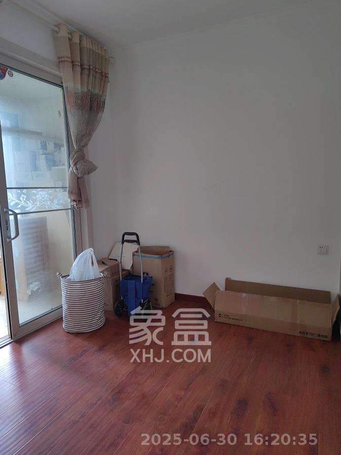 新天地步步高 3室2厅1卫 1500.0元/月 新天地步步高 3室2厅1卫 1500.0元/月室内图