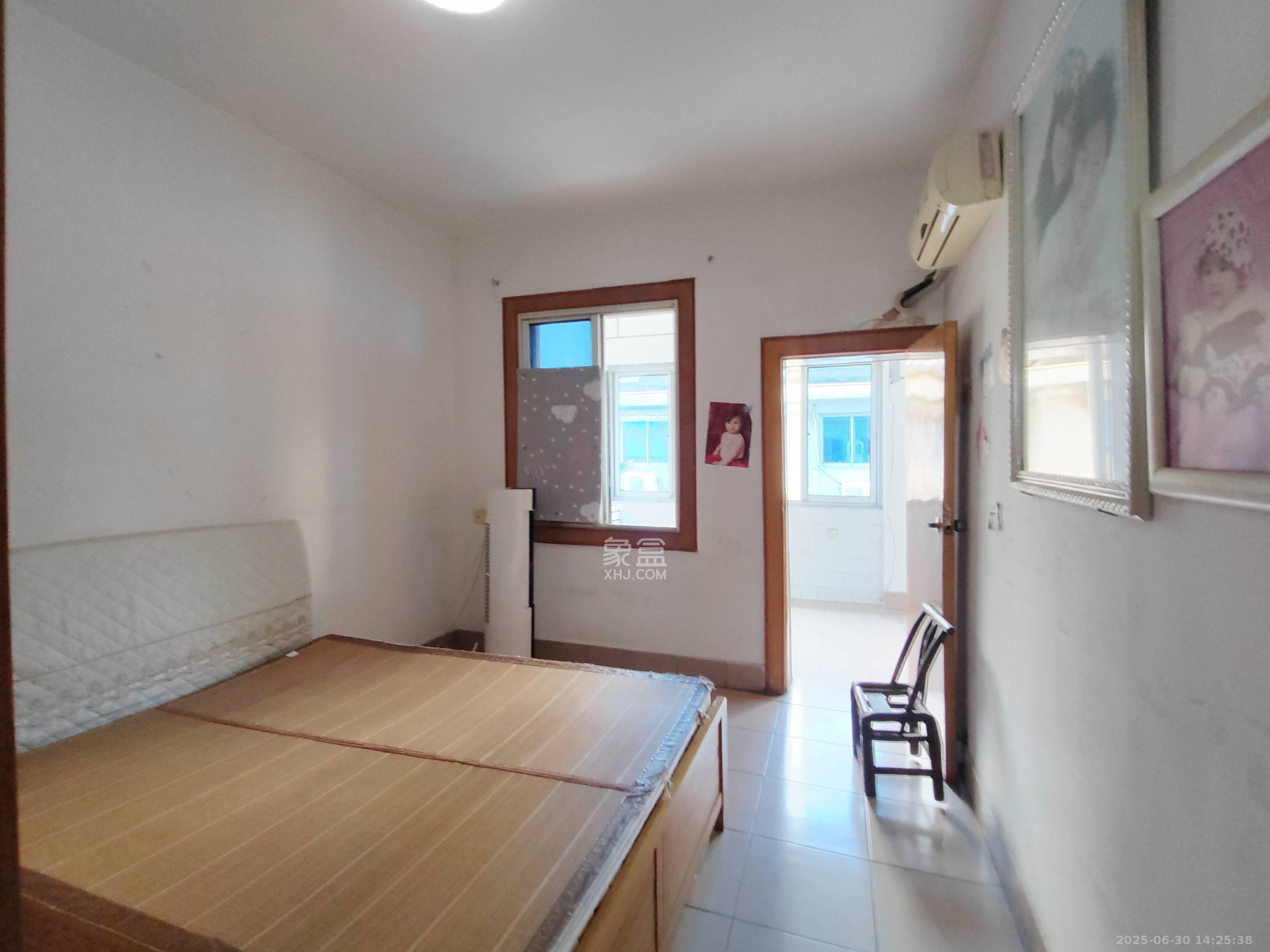 省文化厅宿舍(文物局)/湖南省书法院  2室2厅1卫    1900.0元/月 省文化厅宿舍(文物局)/湖南省书法院  2室2厅1卫    1900.0元/月室内图