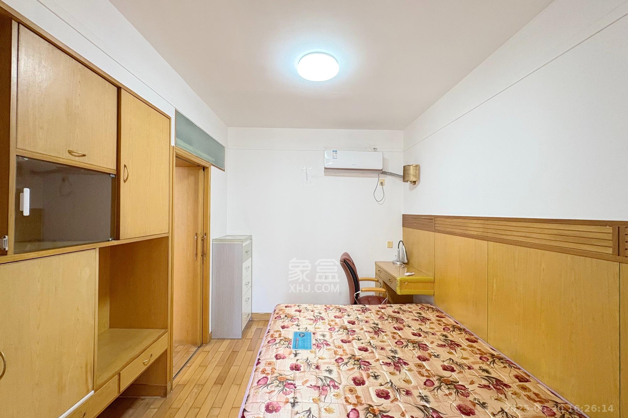 湖南省道路运输管理局  3室2厅1卫    103.0万卧室