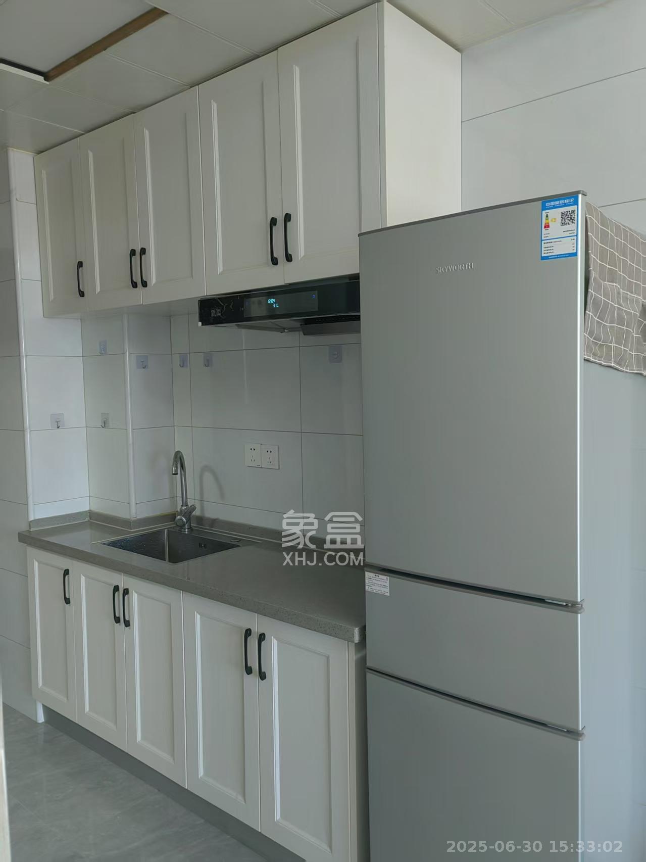 龙湖湘江星座（祺鑫星座公寓）  1室0厅0卫   1650.00元/月室内图