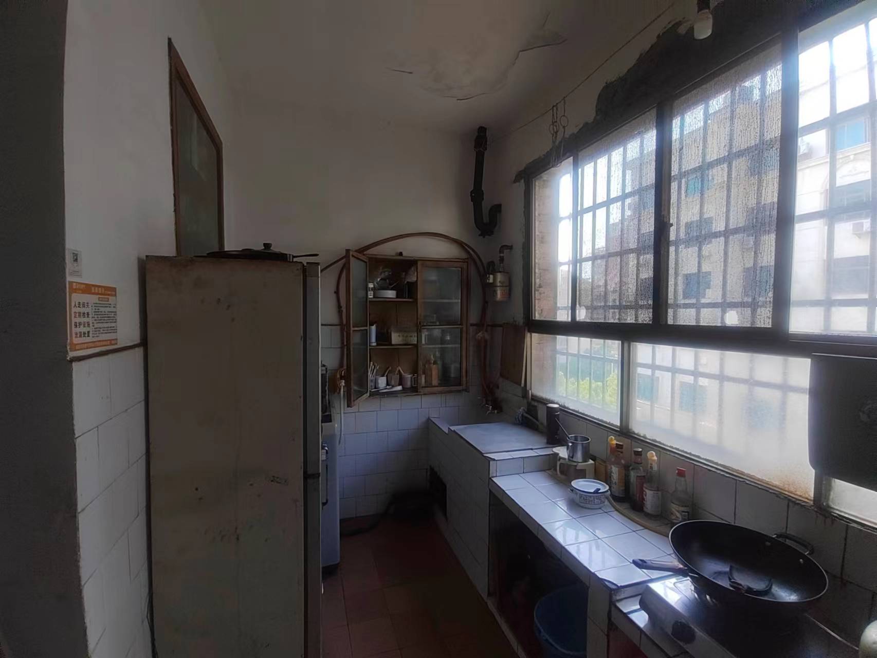 育财农贸市场（民营市场）  1室0厅0卫    800.0元/月室内图