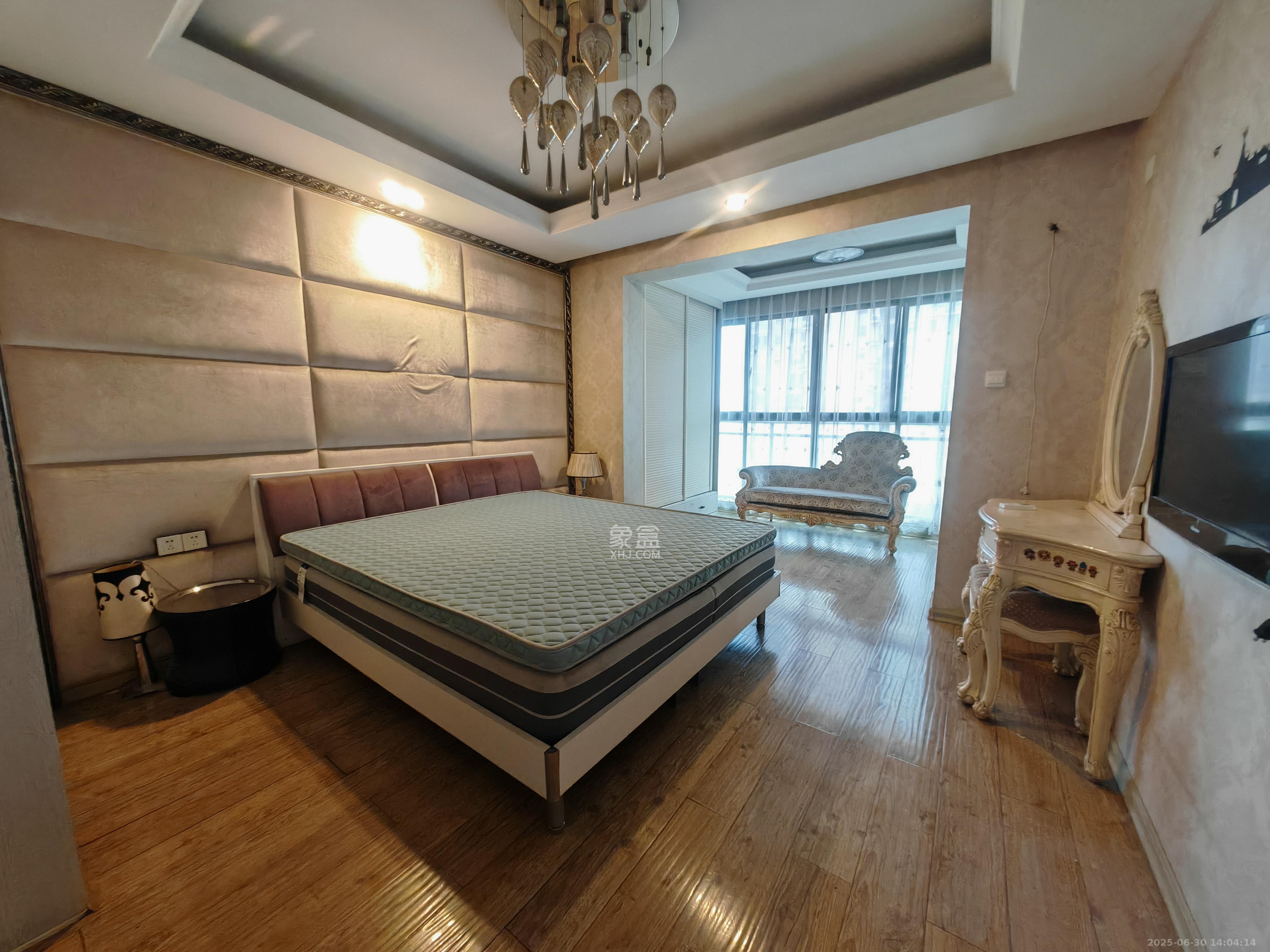 北京御园一二期(国泰嘉园) 3室2厅2卫 3000.0元/月 北京御园一二期(国泰嘉园) 3室2厅2卫 3000.0元/月室内图