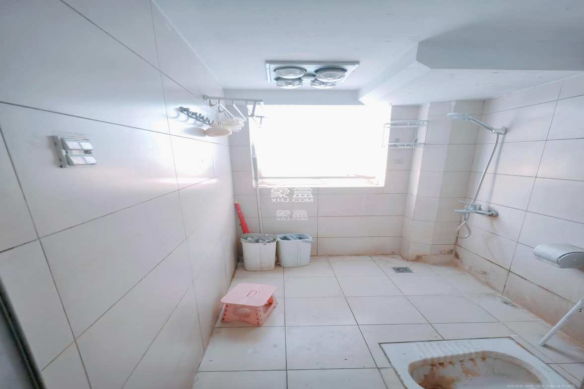 枫林美景  4室2厅2卫    3200.0元/月 枫林美景  4室2厅2卫    3200.0元/月室内图