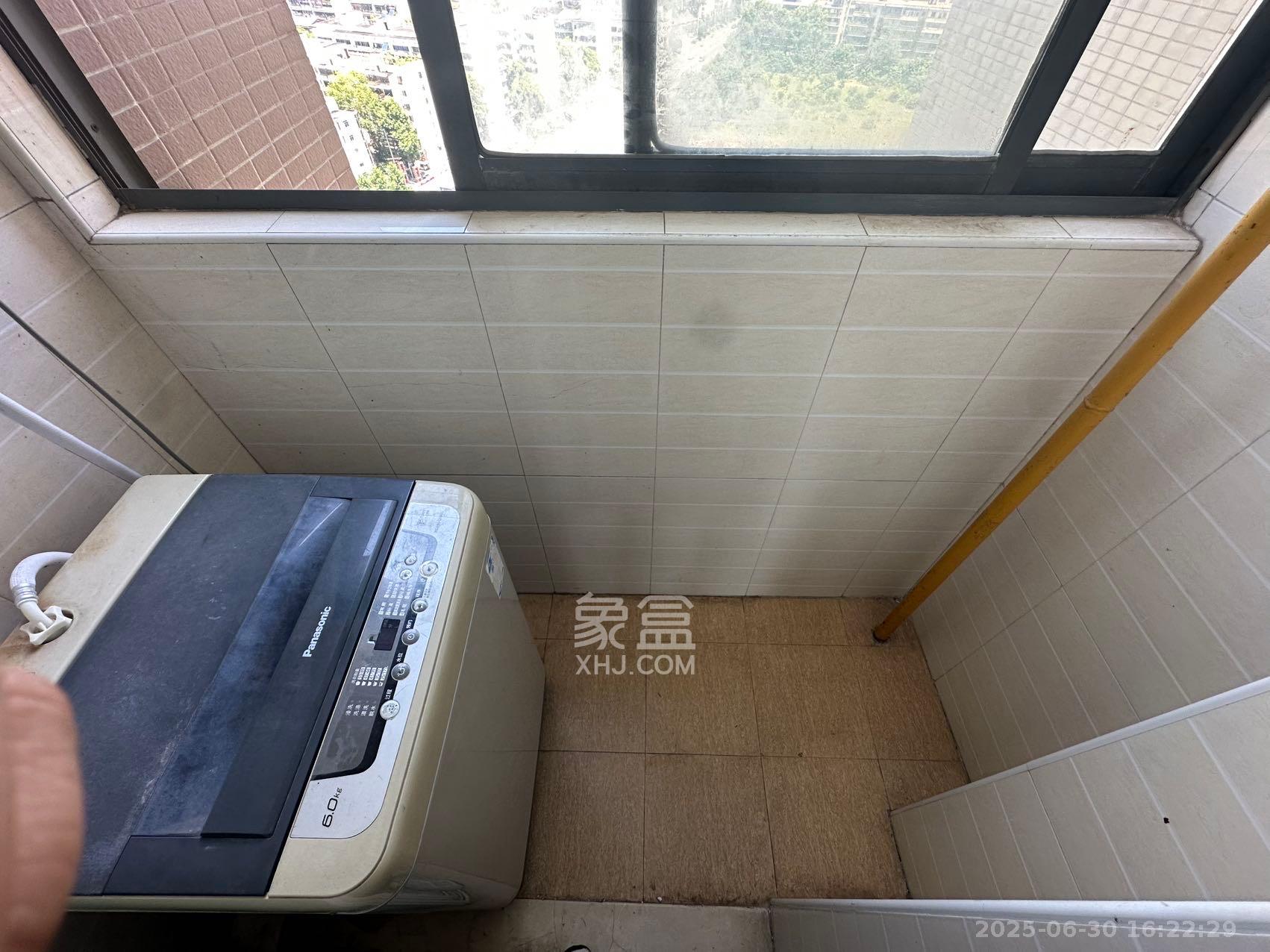 兰亭峰景  3室2厅1卫   2300.00元/月室内图