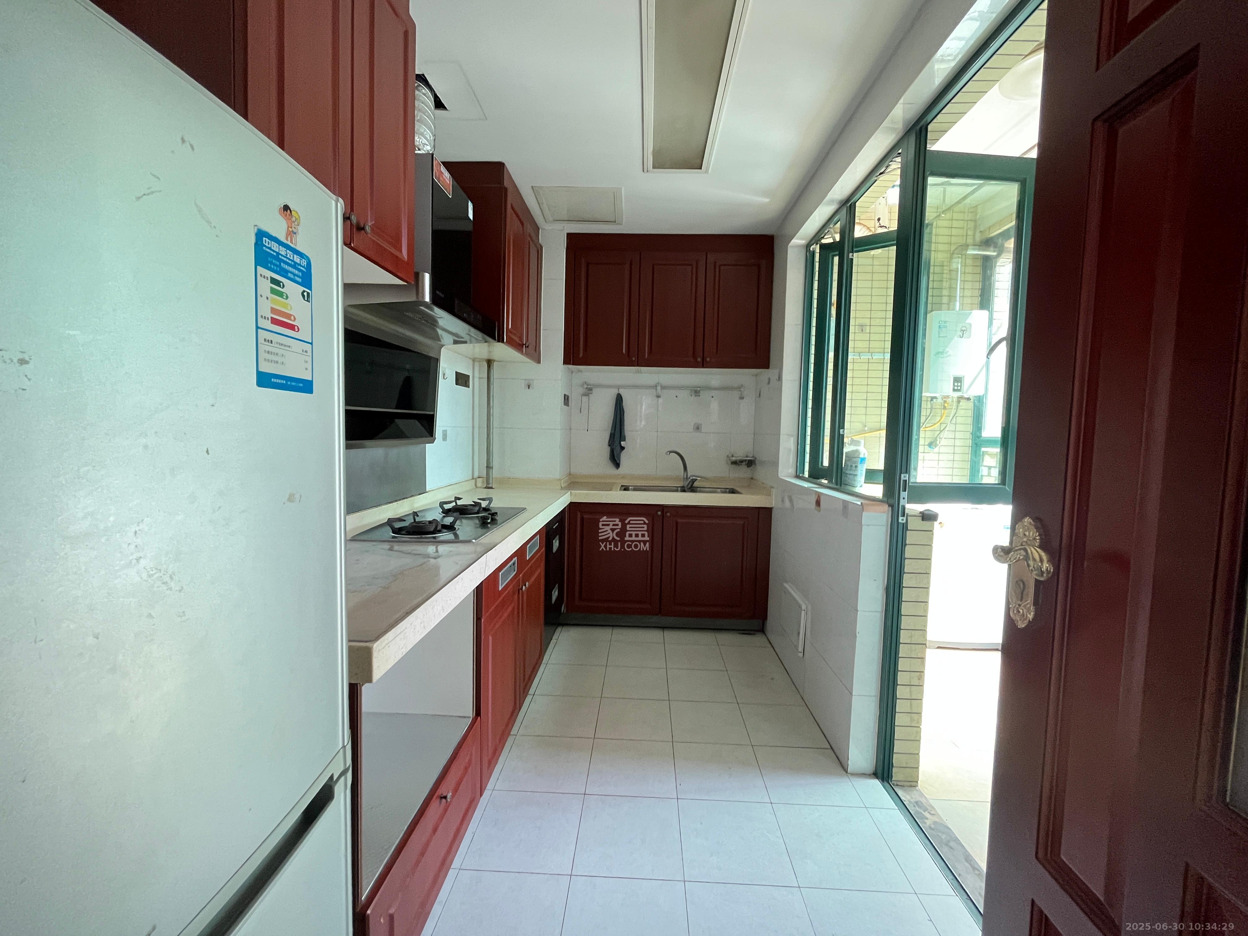 恒大名都  3室2厅2卫    2000.0元/月室内图