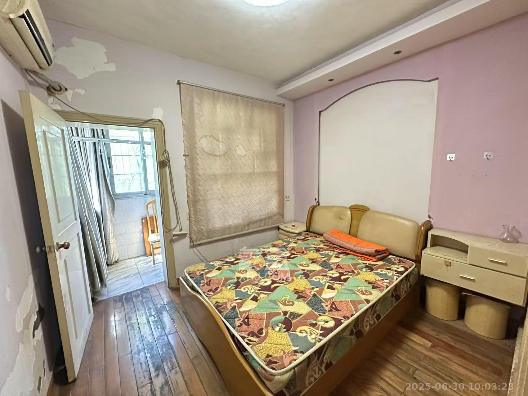 长沙市自来水有限公司金盆岭住宅区(赤岭路4号) 2室1厅1卫 1200.0元/月 长沙市自来水有限公司金盆岭住宅区(赤岭路4号) 2室1厅1卫 1200.0元/月室内图