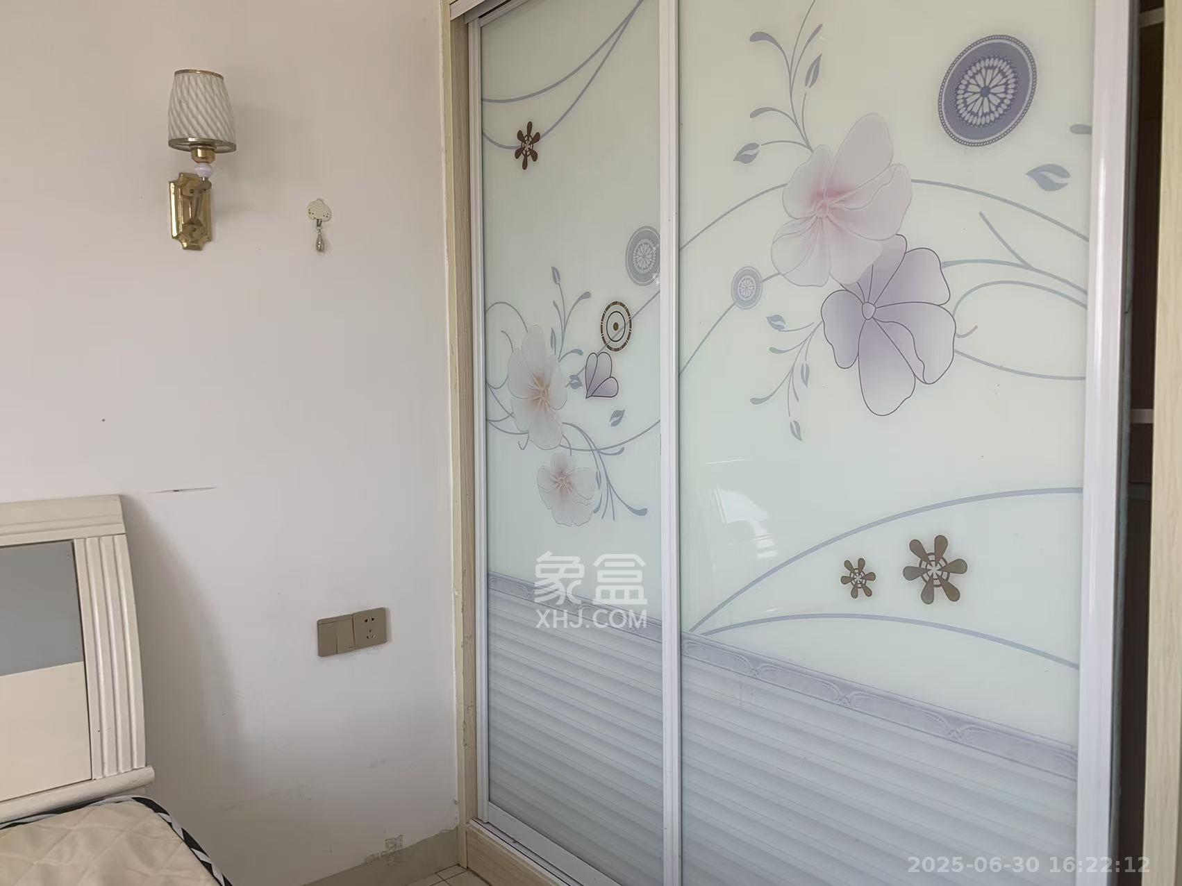 中建芙蓉工社  2室1厅1卫   1700.00元/月室内图
