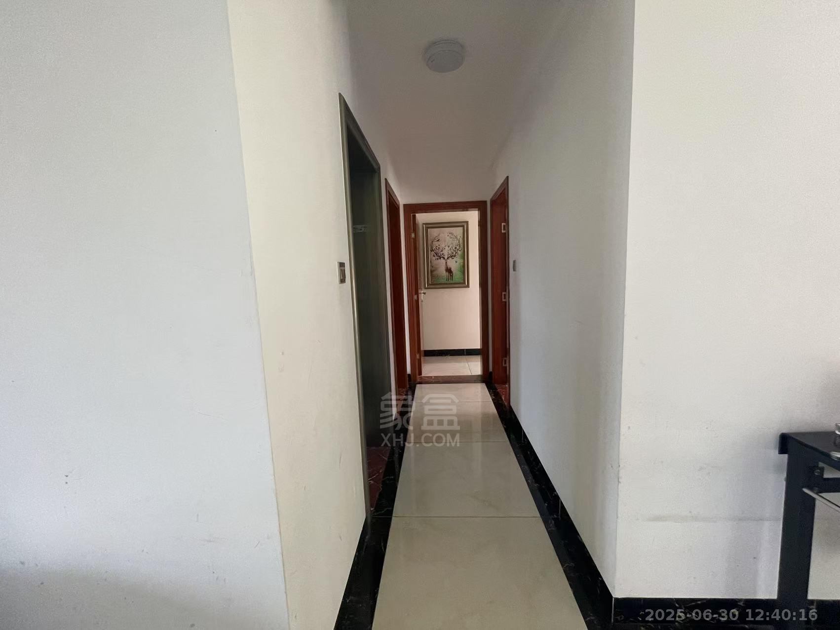 中建御山和苑 3室2厅2卫 1800.0元/月 中建御山和苑 3室2厅2卫 1800.0元/月室内图