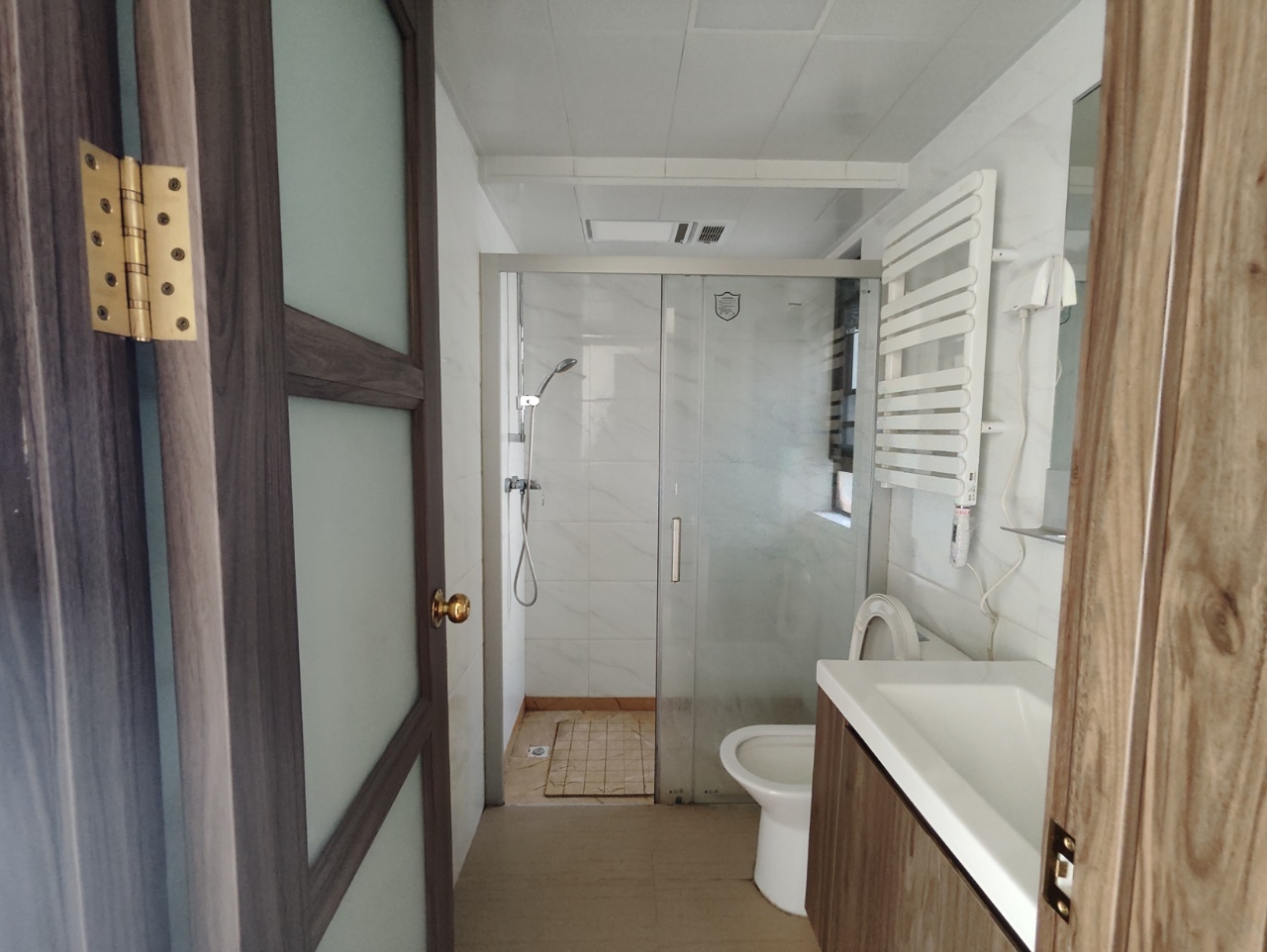 碧桂园豪园-二期  3室2厅2卫    1500.0元/月 碧桂园豪园-二期  3室2厅2卫    1500.0元/月室内图