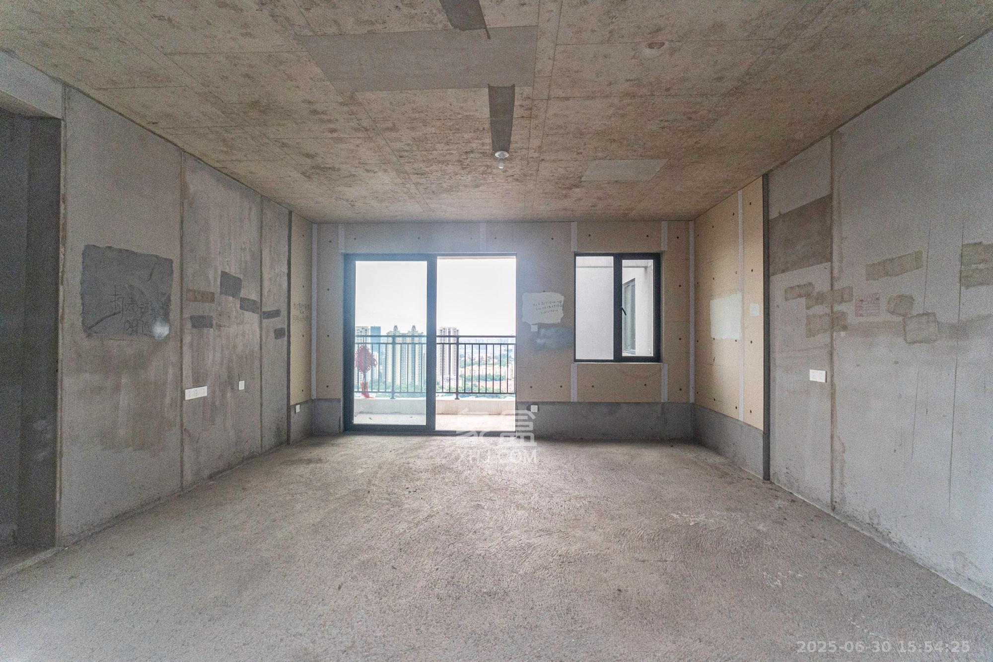 和顺府  4室2厅2卫    118.0万 和顺府  4室2厅2卫    118.0万