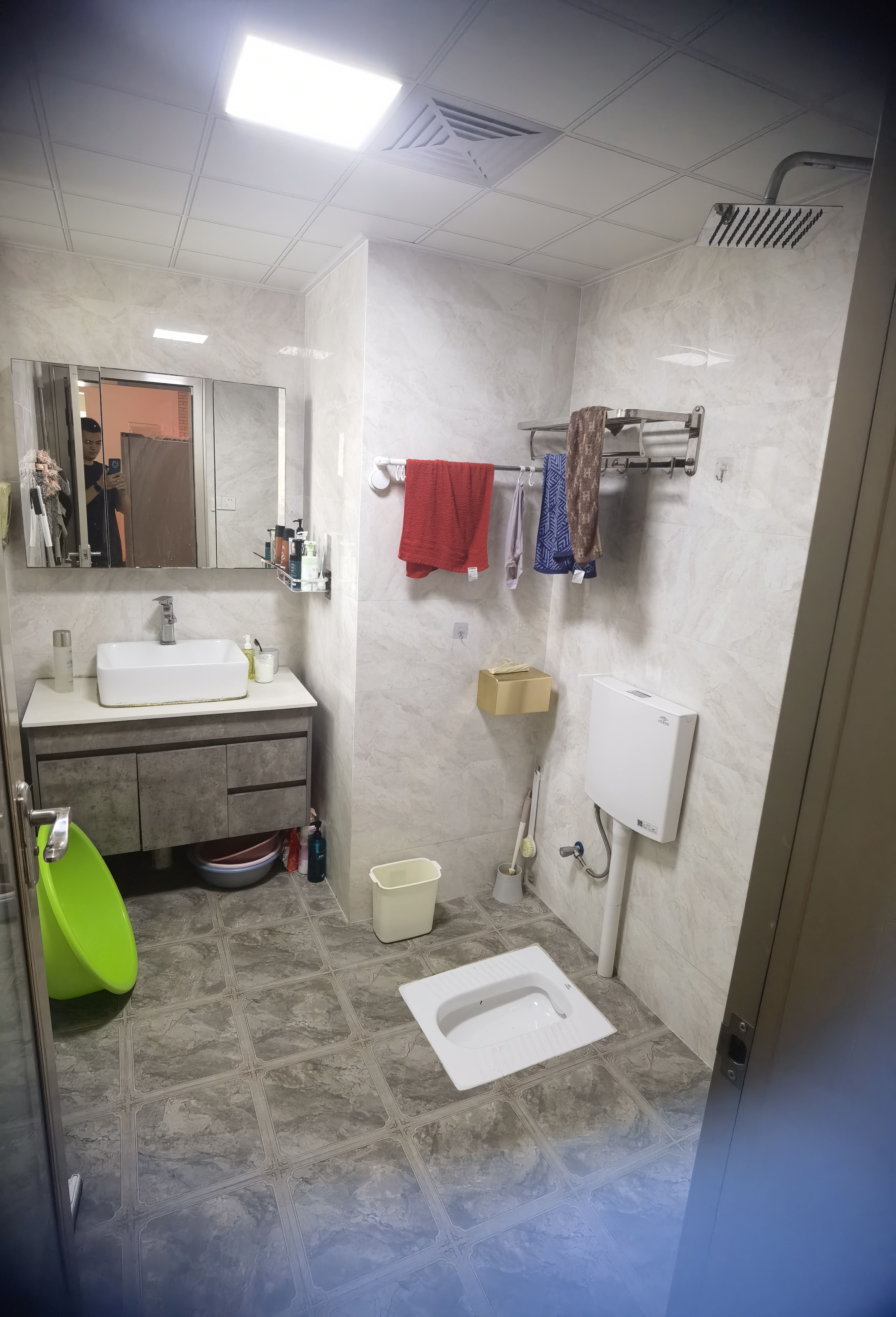 金丰花园 3室2厅2卫 1700.0元/月 金丰花园 3室2厅2卫 1700.0元/月室内图