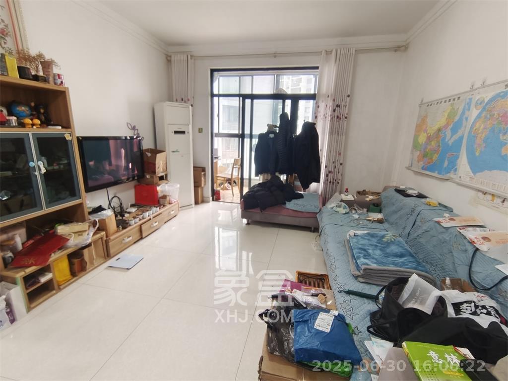 阳光100三期  2室2厅1卫   2200.00元/月室内图