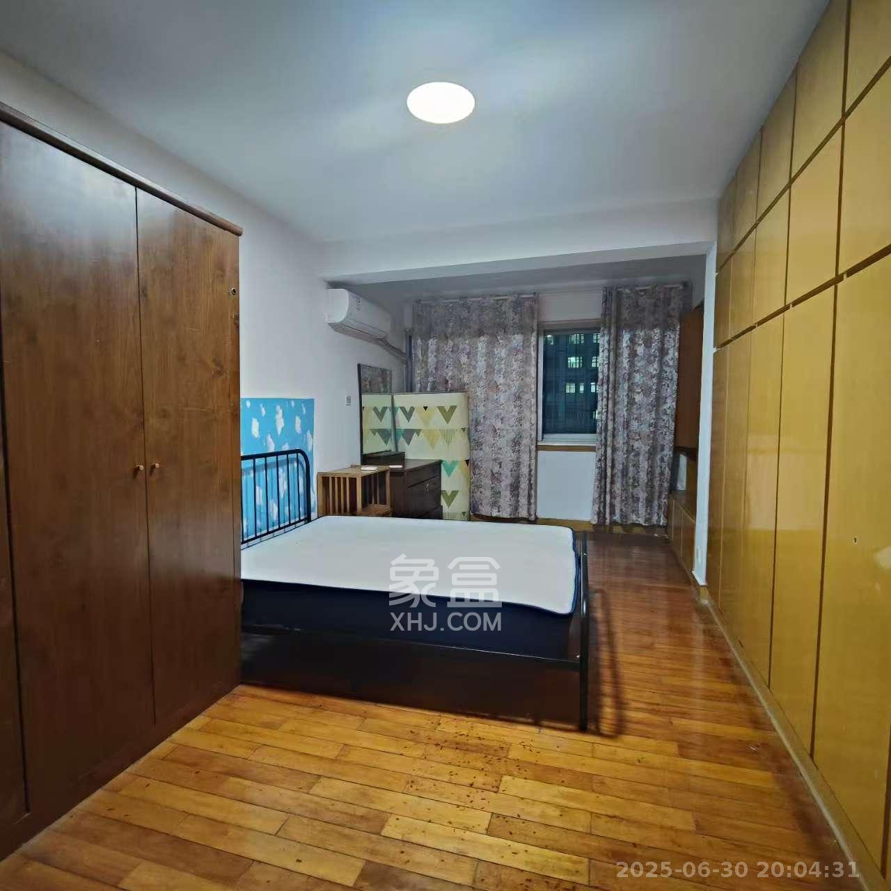 长沙师范教职工宿舍 2室2厅1卫 1300.0元/月 长沙师范教职工宿舍 2室2厅1卫 1300.0元/月室内图